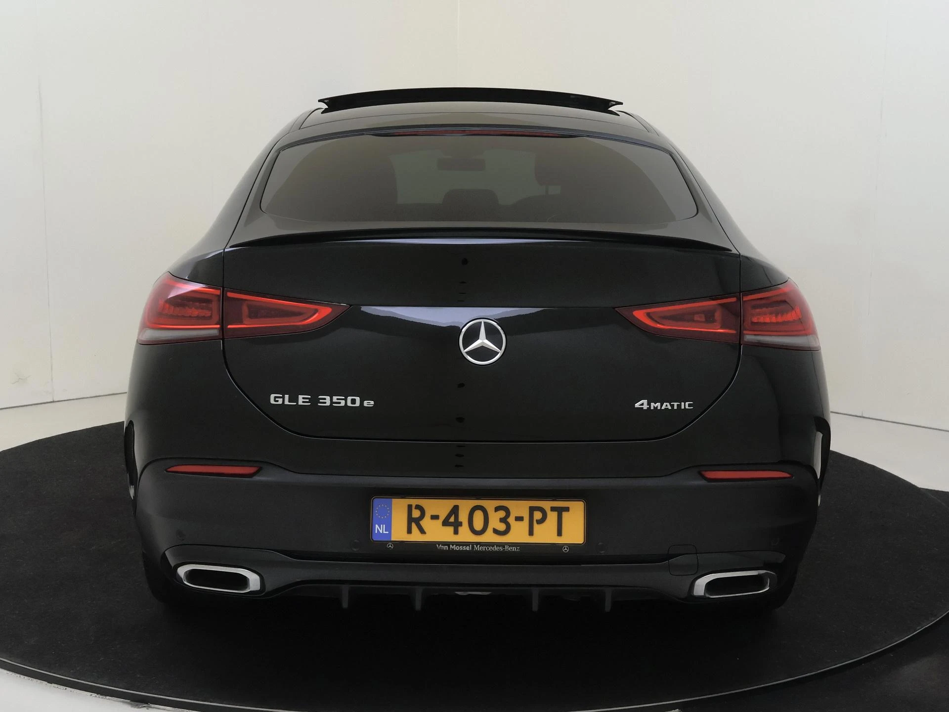 Mercedes-Benz-GLE-image-6