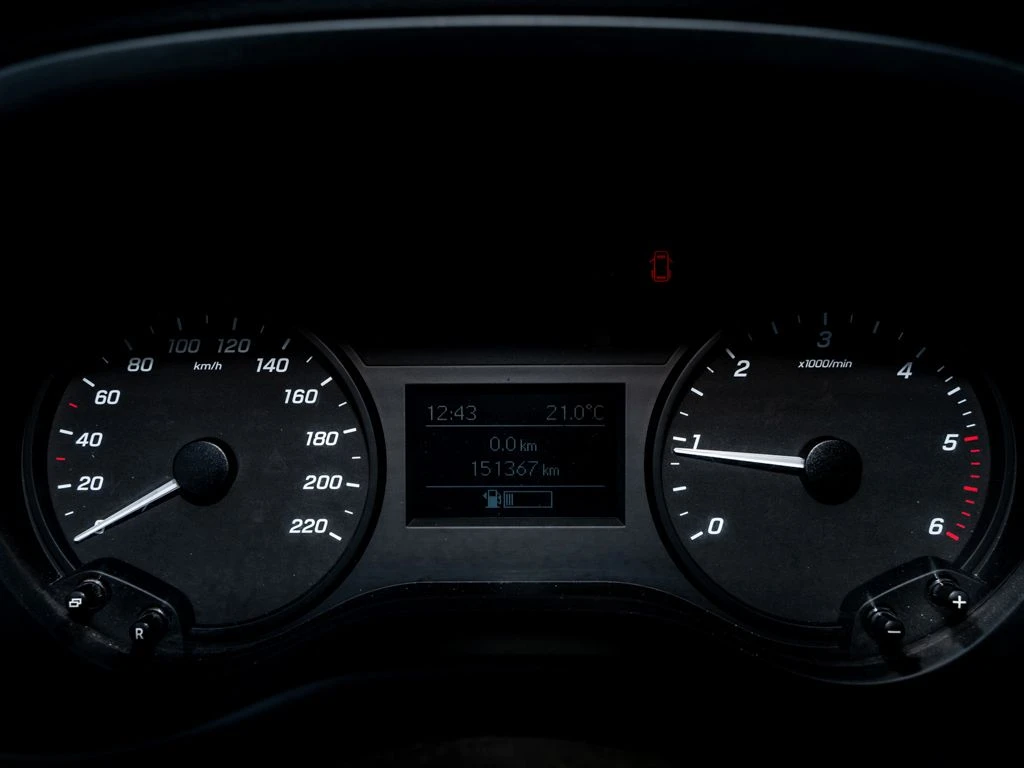 Mercedes-Benz-Vito 114-image-13