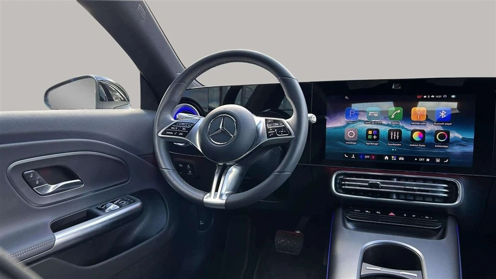 Mercedes-Benz-CLA-image-12