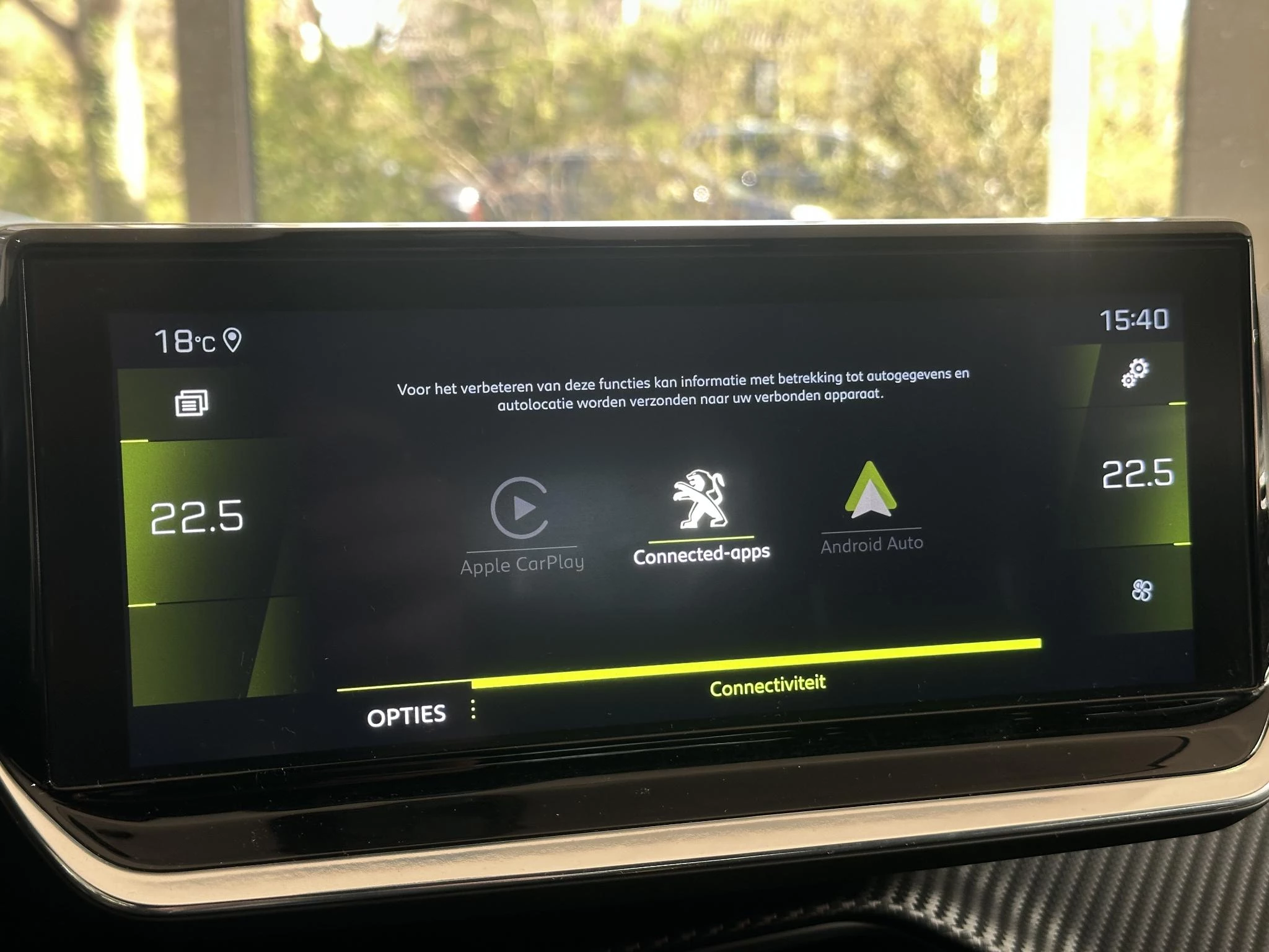 Peugeot-208-image-17