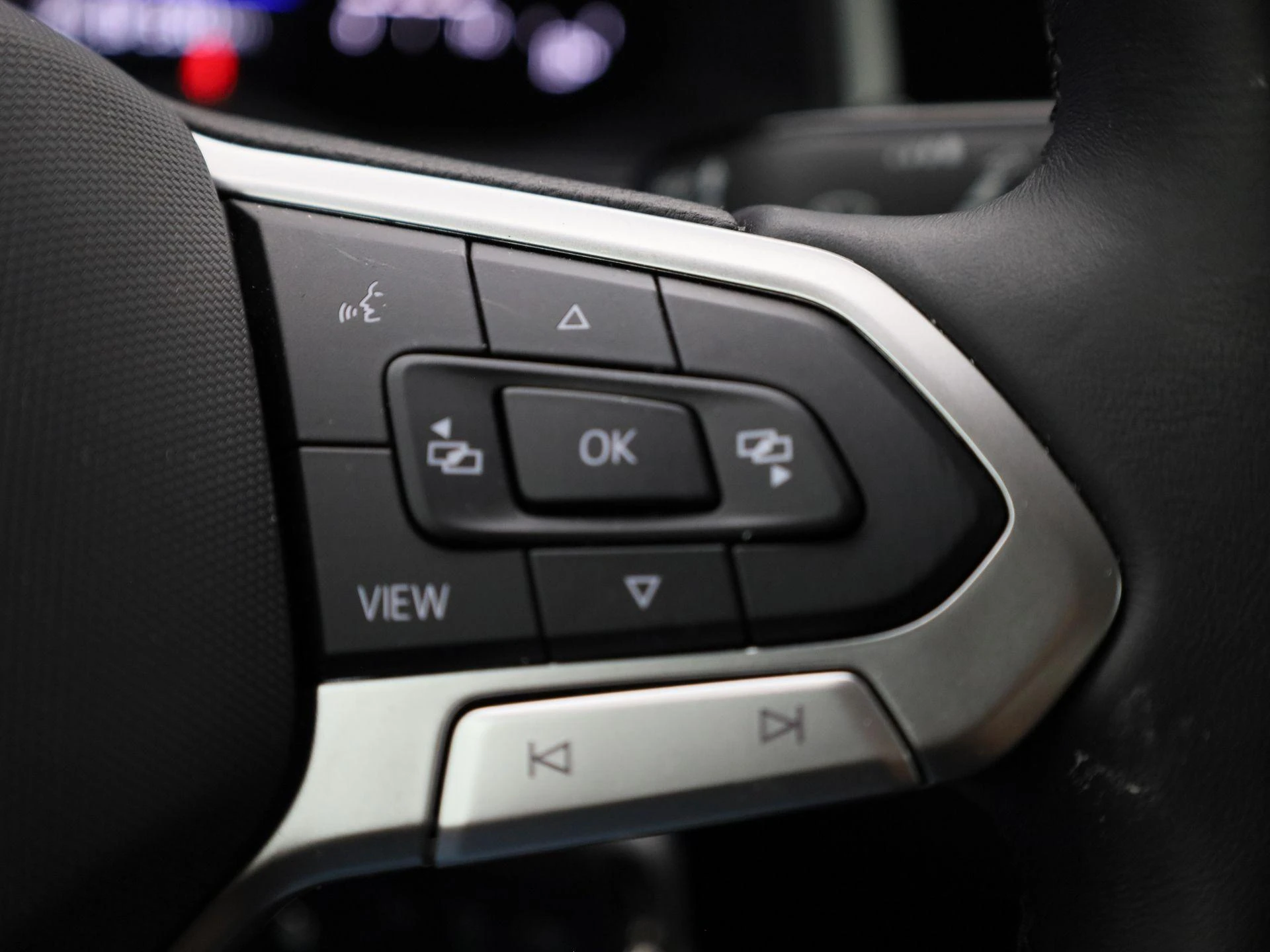 Volkswagen-Polo-image-24