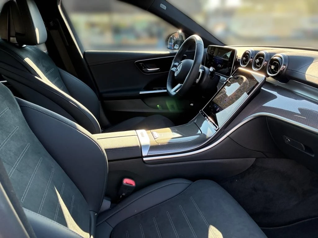 Mercedes-Benz-C-Klasse 300 d-image-13