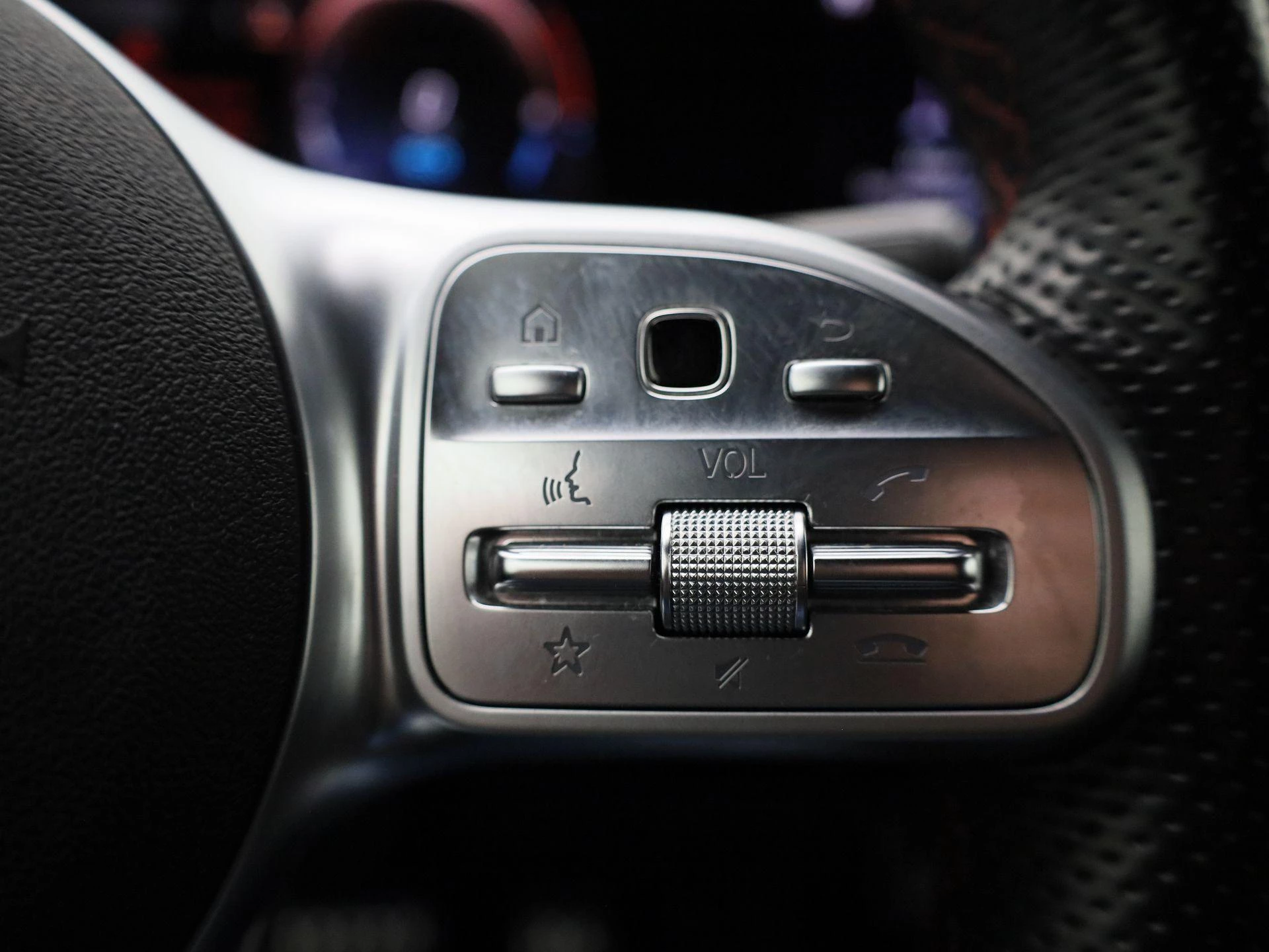 Mercedes-Benz-A-Klasse-image-15