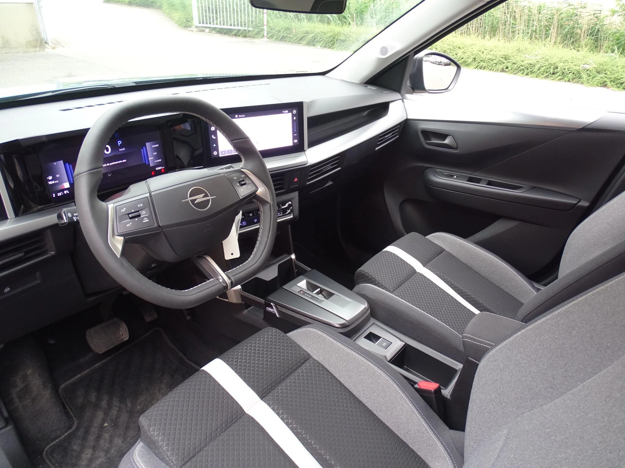 Opel Frontera 1.2 Turbo MHEV 107kW Edition eDCT