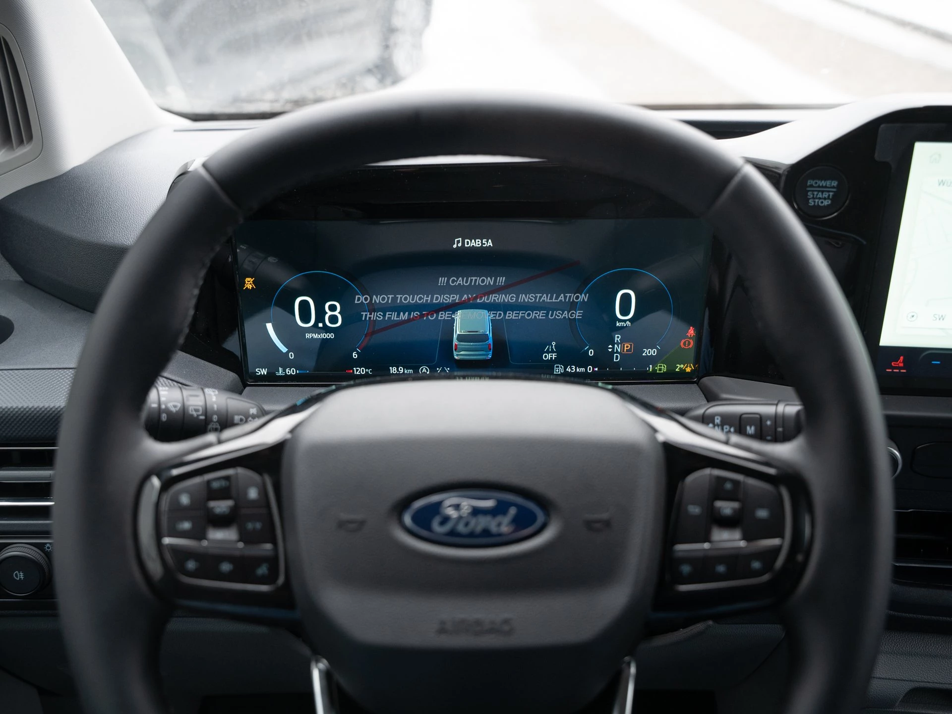 Ford Transit Custom Limited 2.0 EcoBlue 125kW 320 L2 Auto Turnier. 4-türig