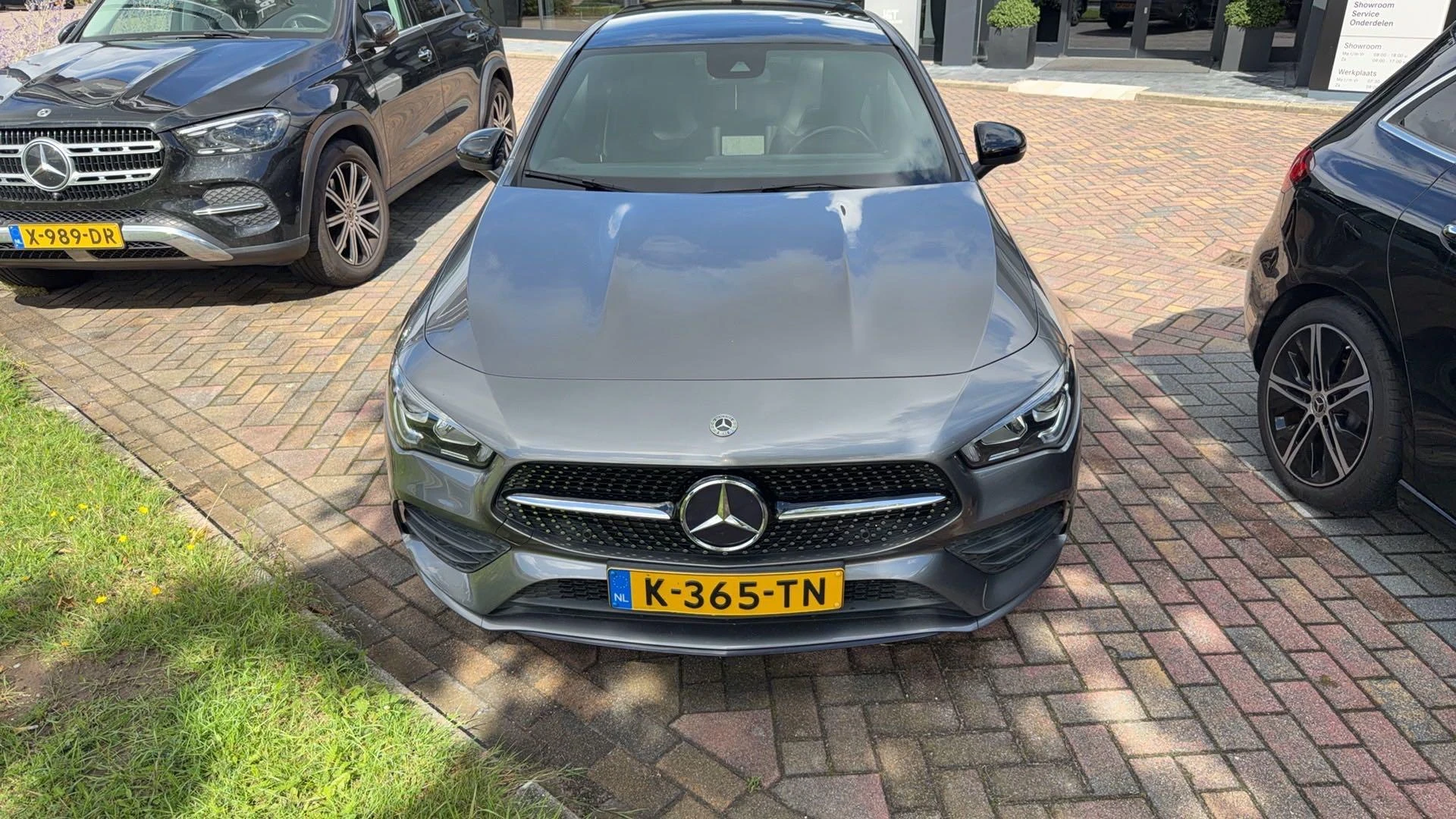 Mercedes-Benz-CLA-image-5