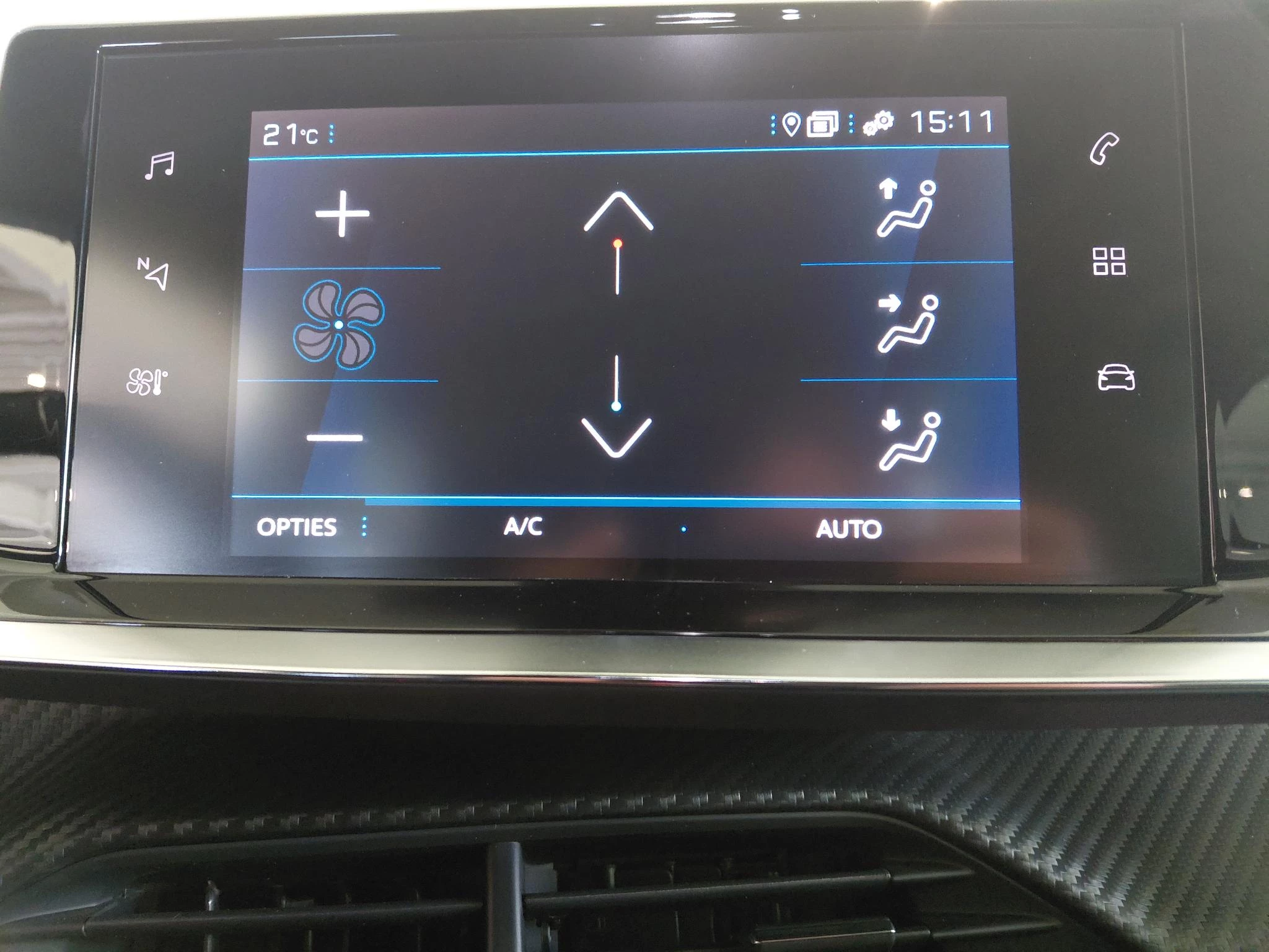 Peugeot-2008-image-23