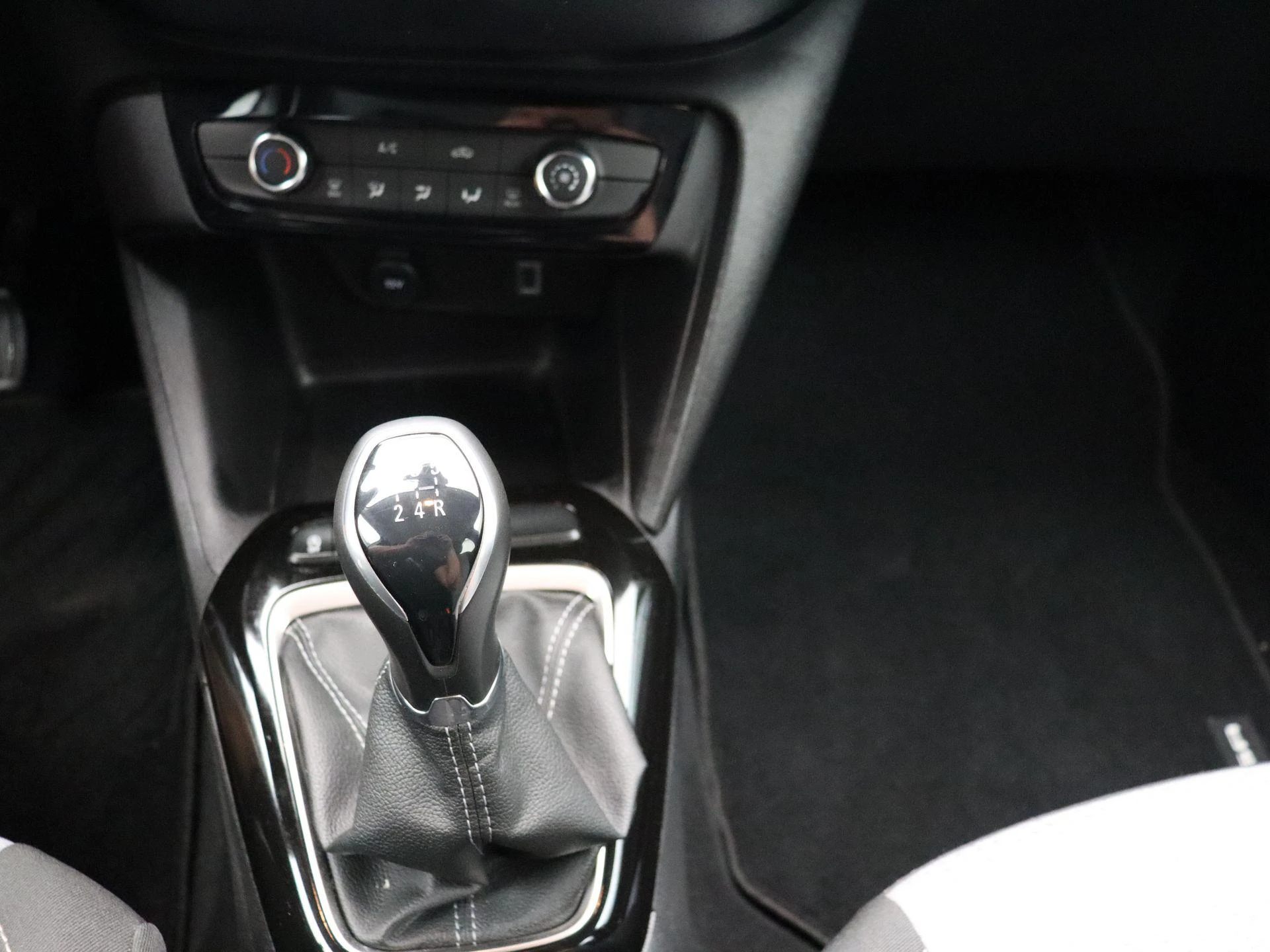 Opel-Corsa-image-15
