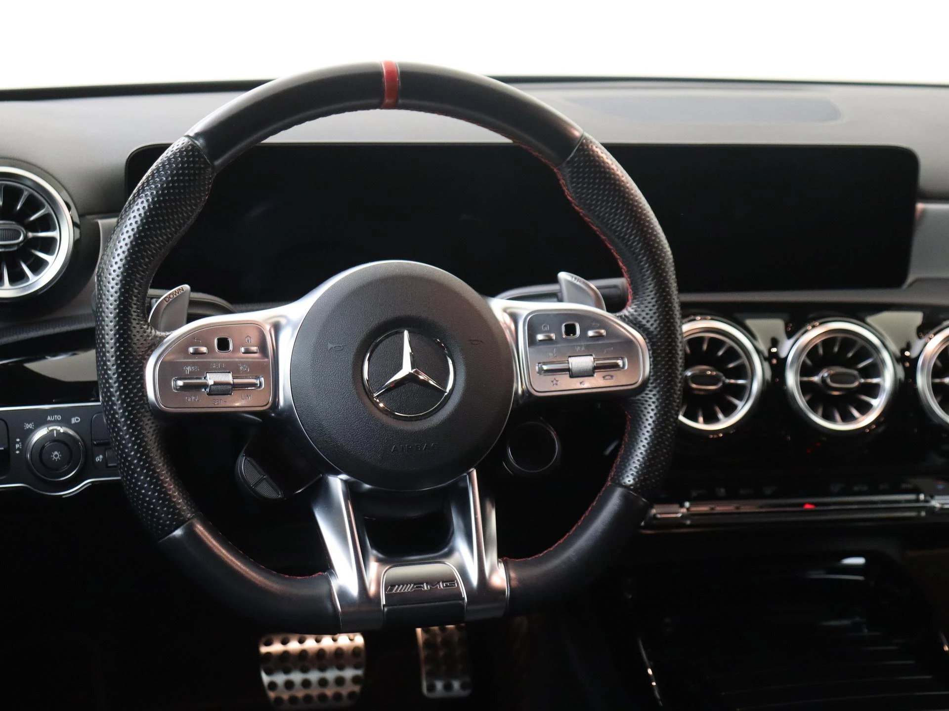 Mercedes-Benz-A-Klasse-image-14