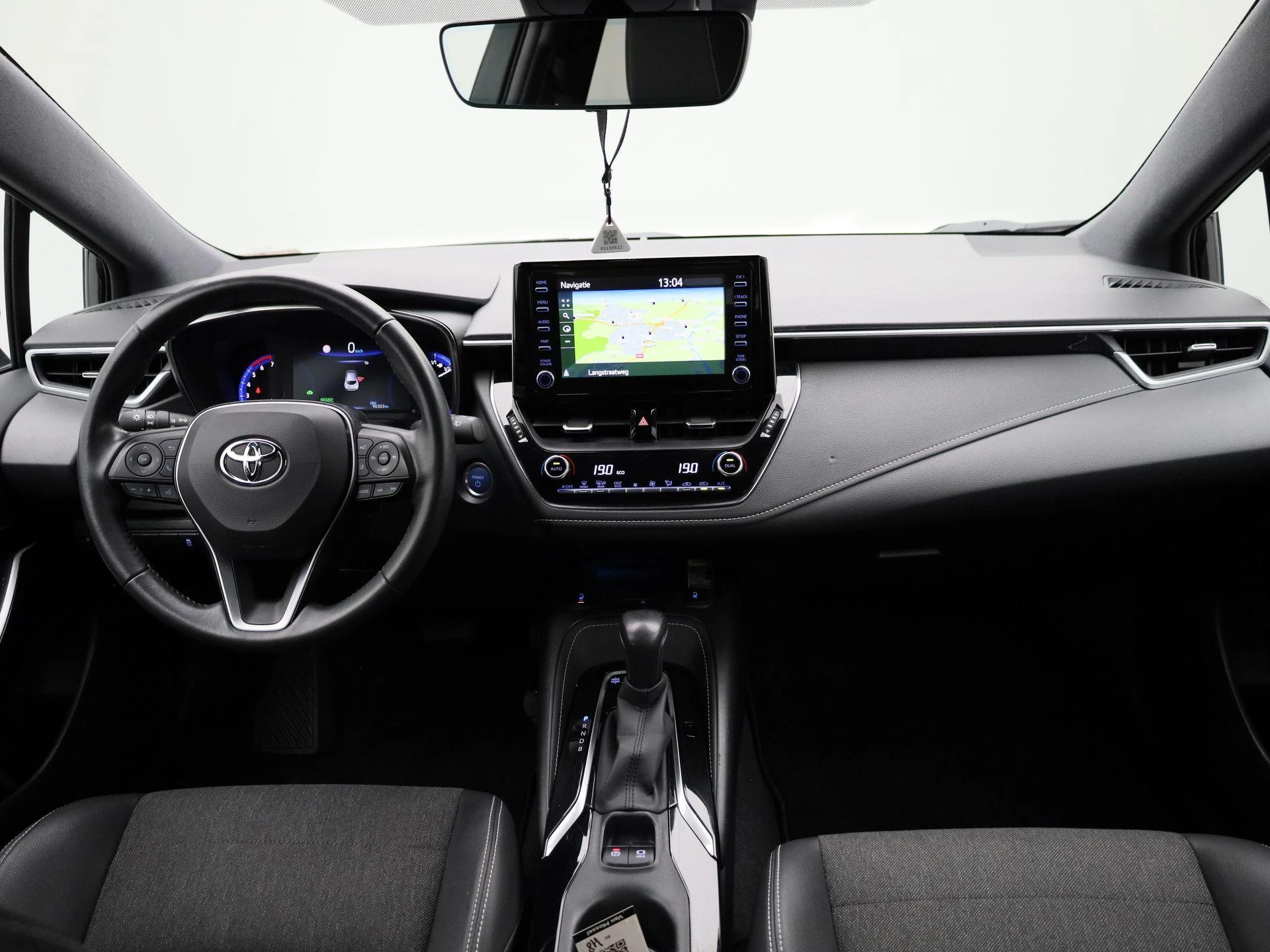 Toyota-Corolla-image-32