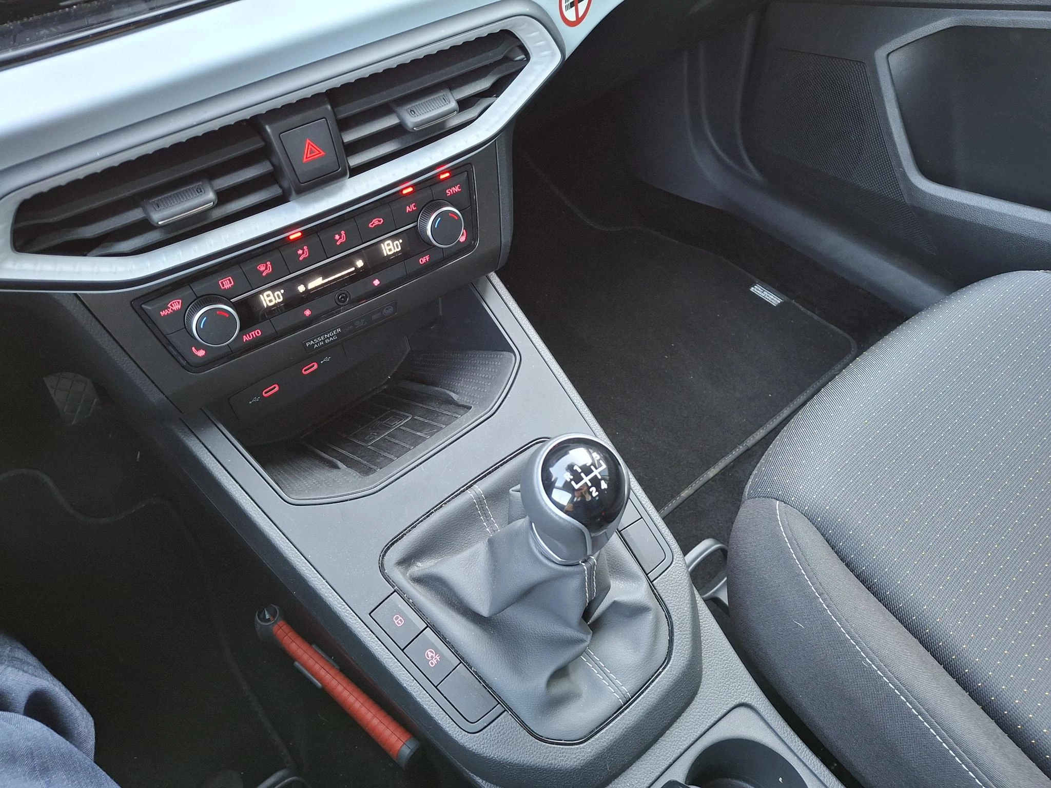 SEAT-Ibiza-image-12