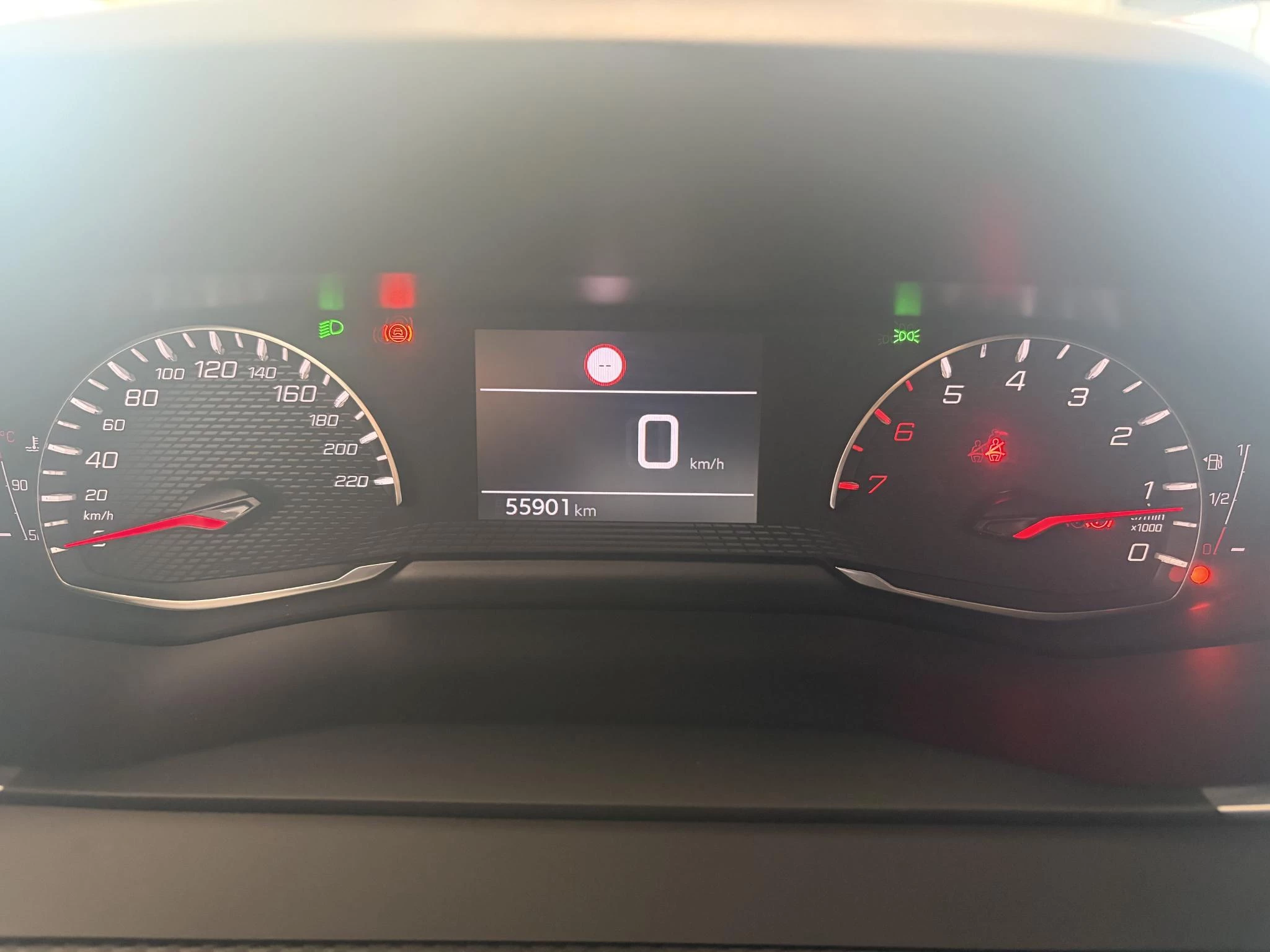 Peugeot 2008 1.2 Allure Luxe