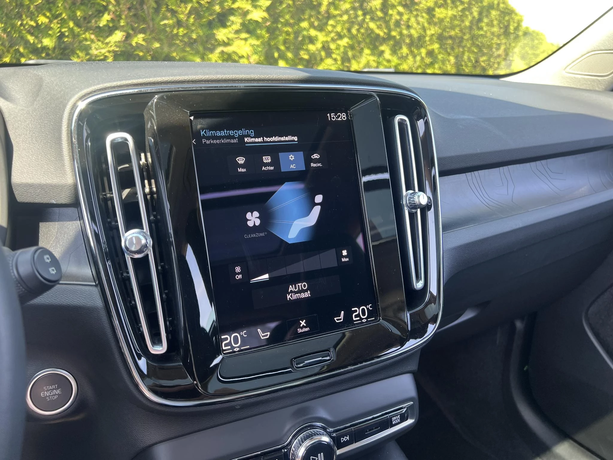 Volvo-XC40-image-19