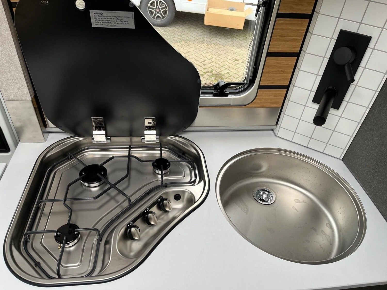 Hymer--image-12