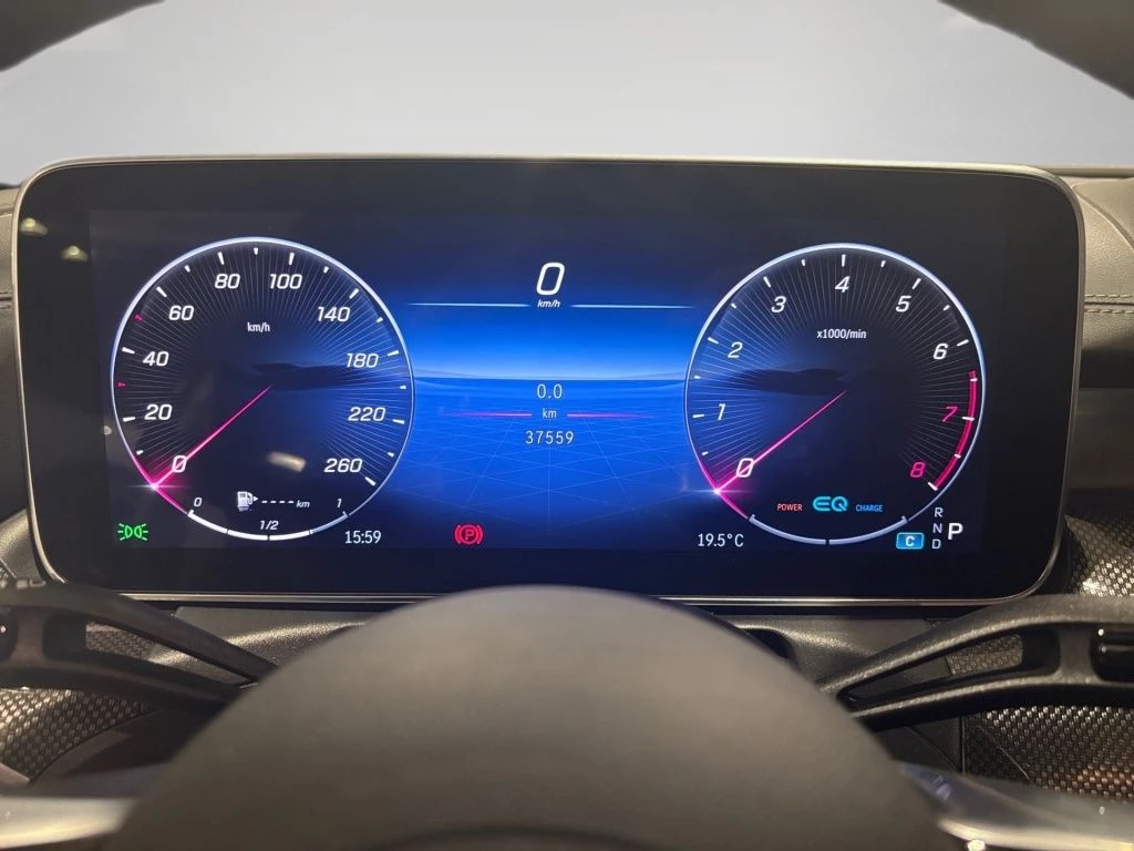 Mercedes-Benz-C-Klasse 300-image-6