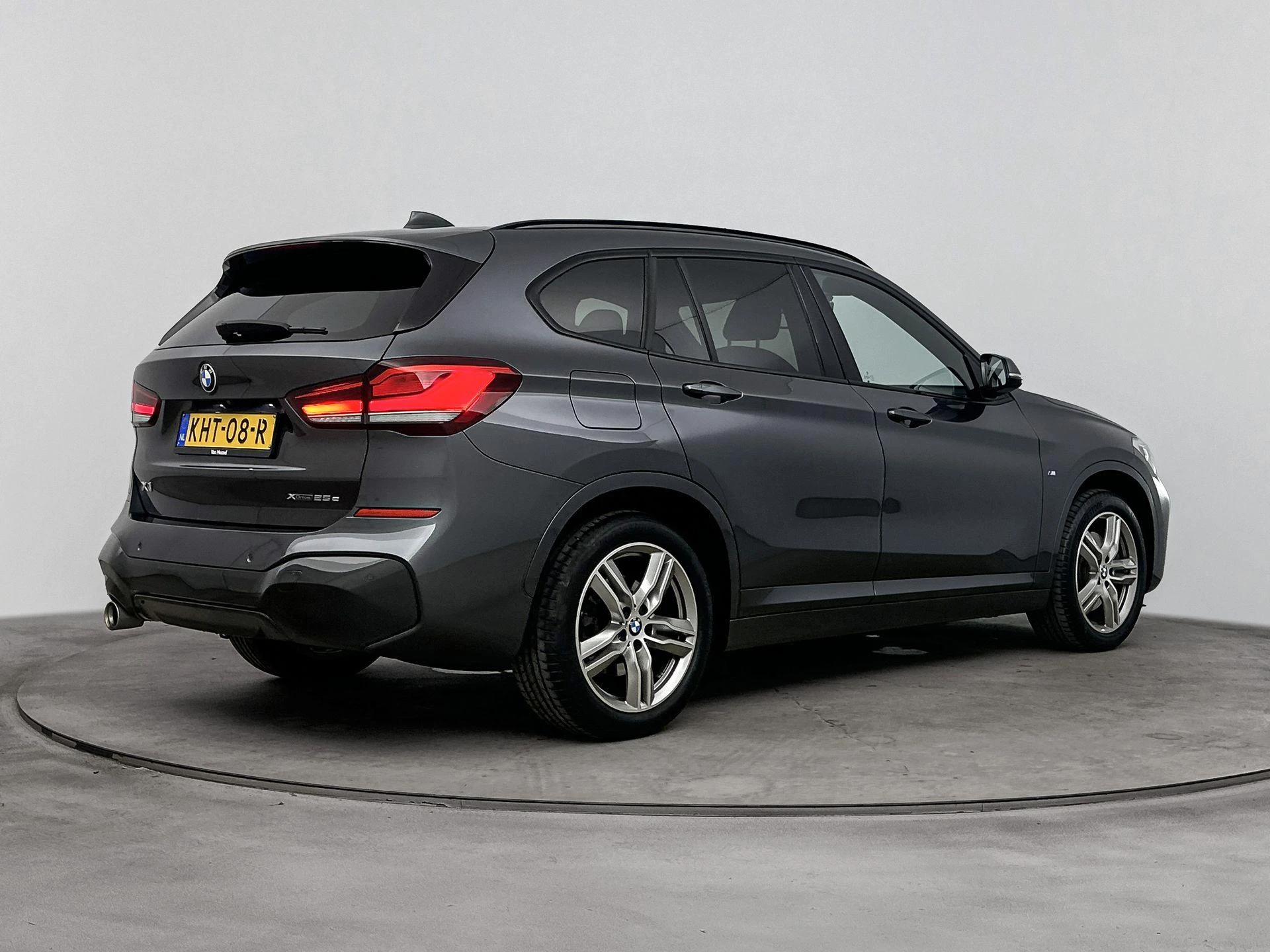 BMW-X1-image-3
