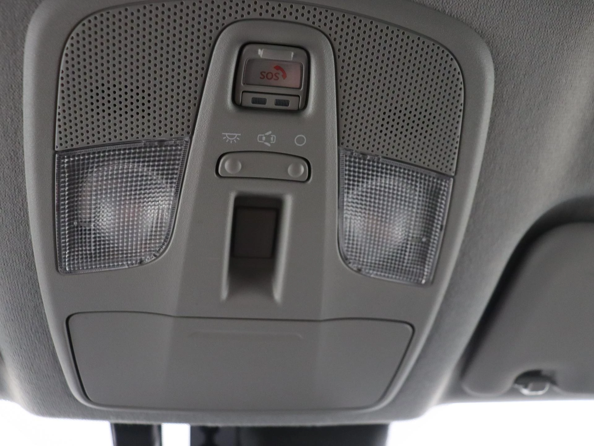 Suzuki-S-Cross-image-19