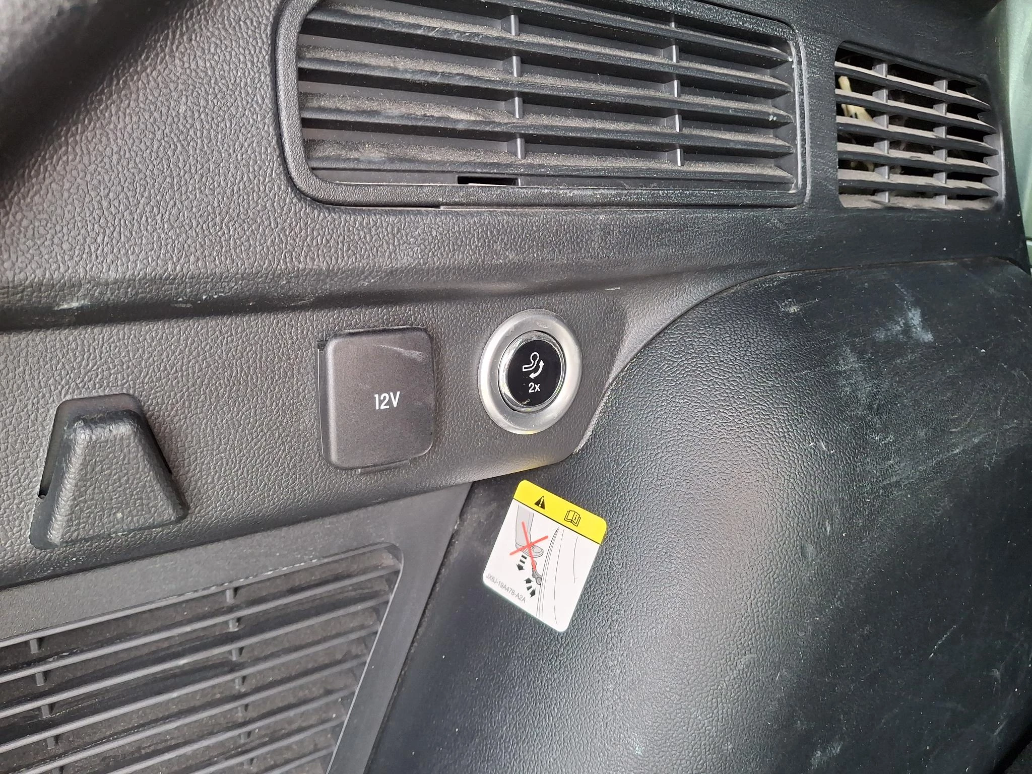 Ford-Kuga-image-6