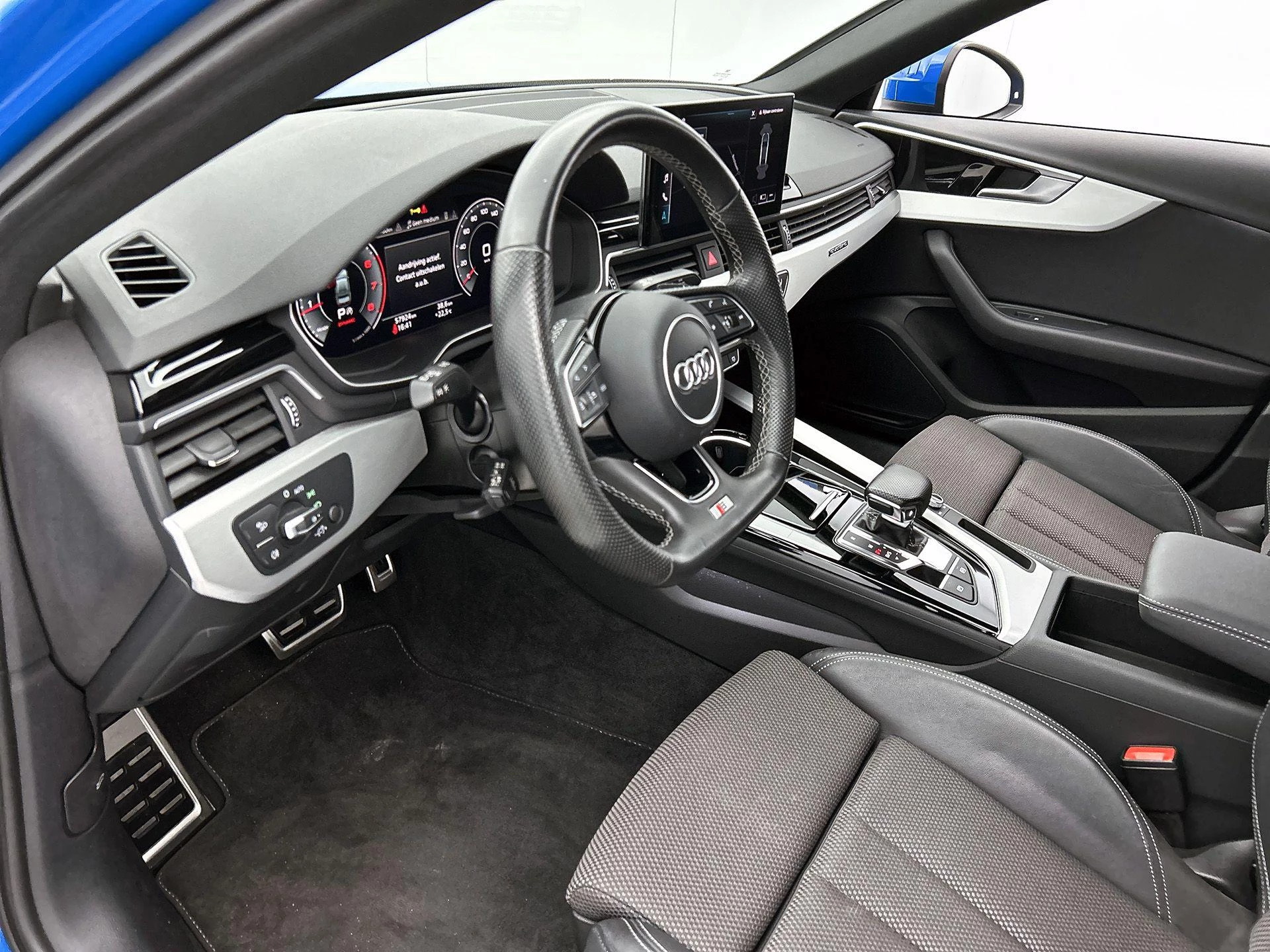 Audi A4 Limousine 40 TFSI quattro S edition