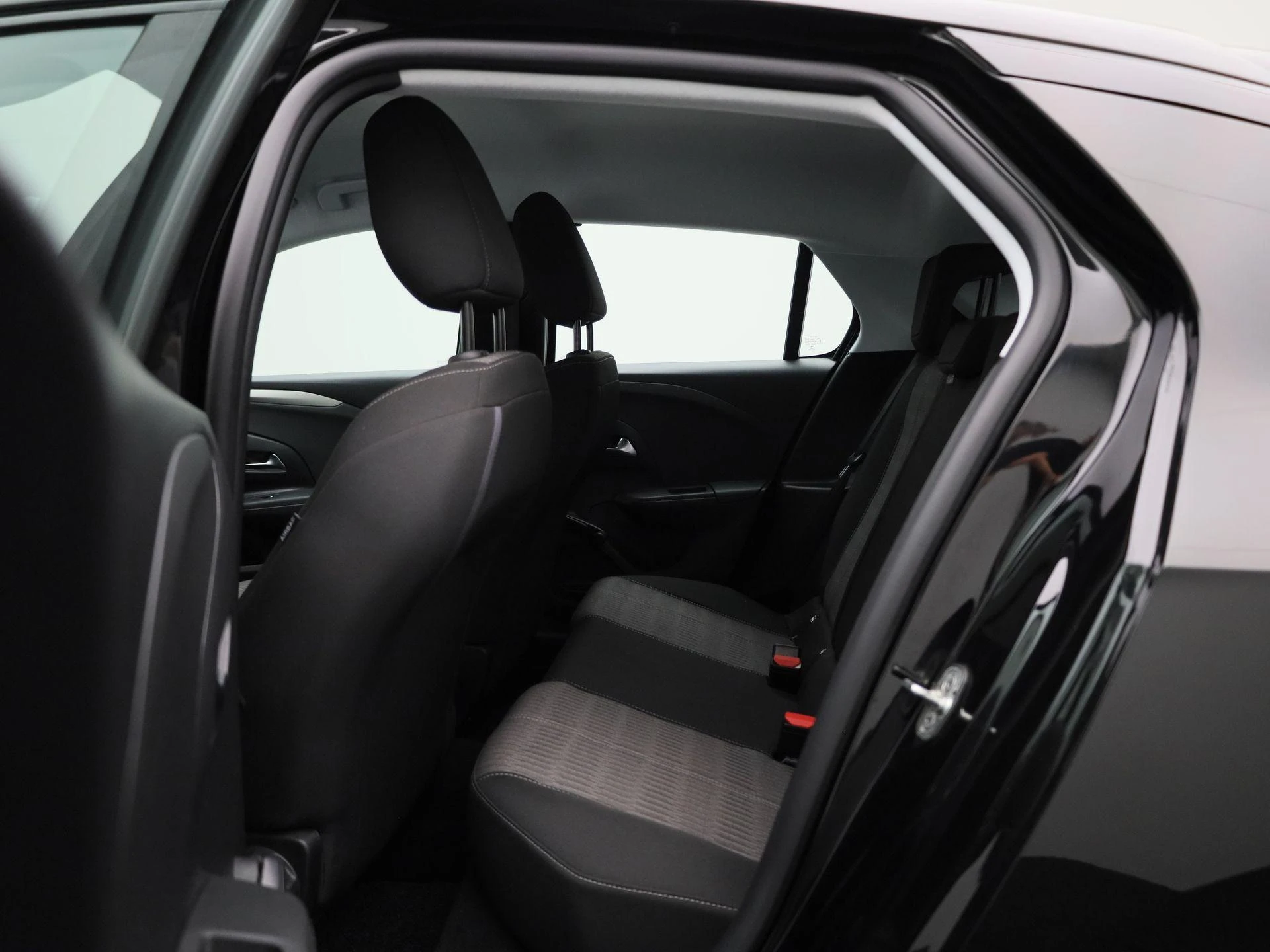 Opel-Corsa-image-11