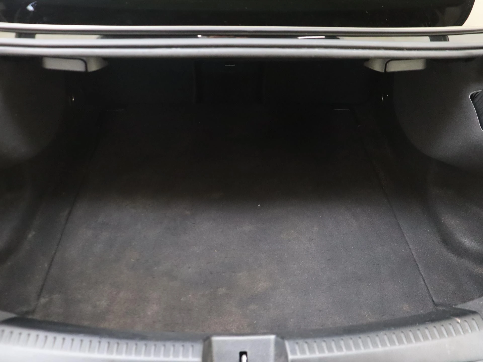 Mercedes-Benz CLA 200 Business Solution AMG