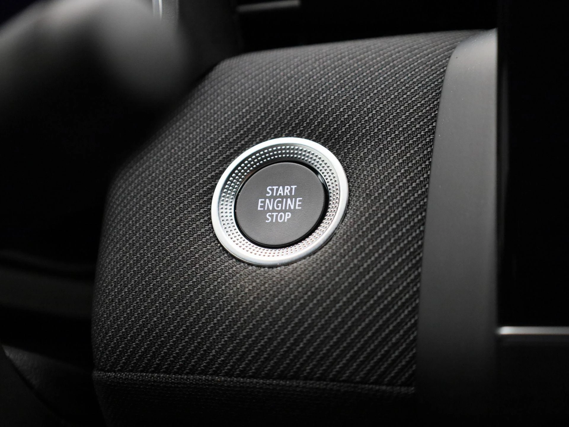 Renault-Clio-image-19