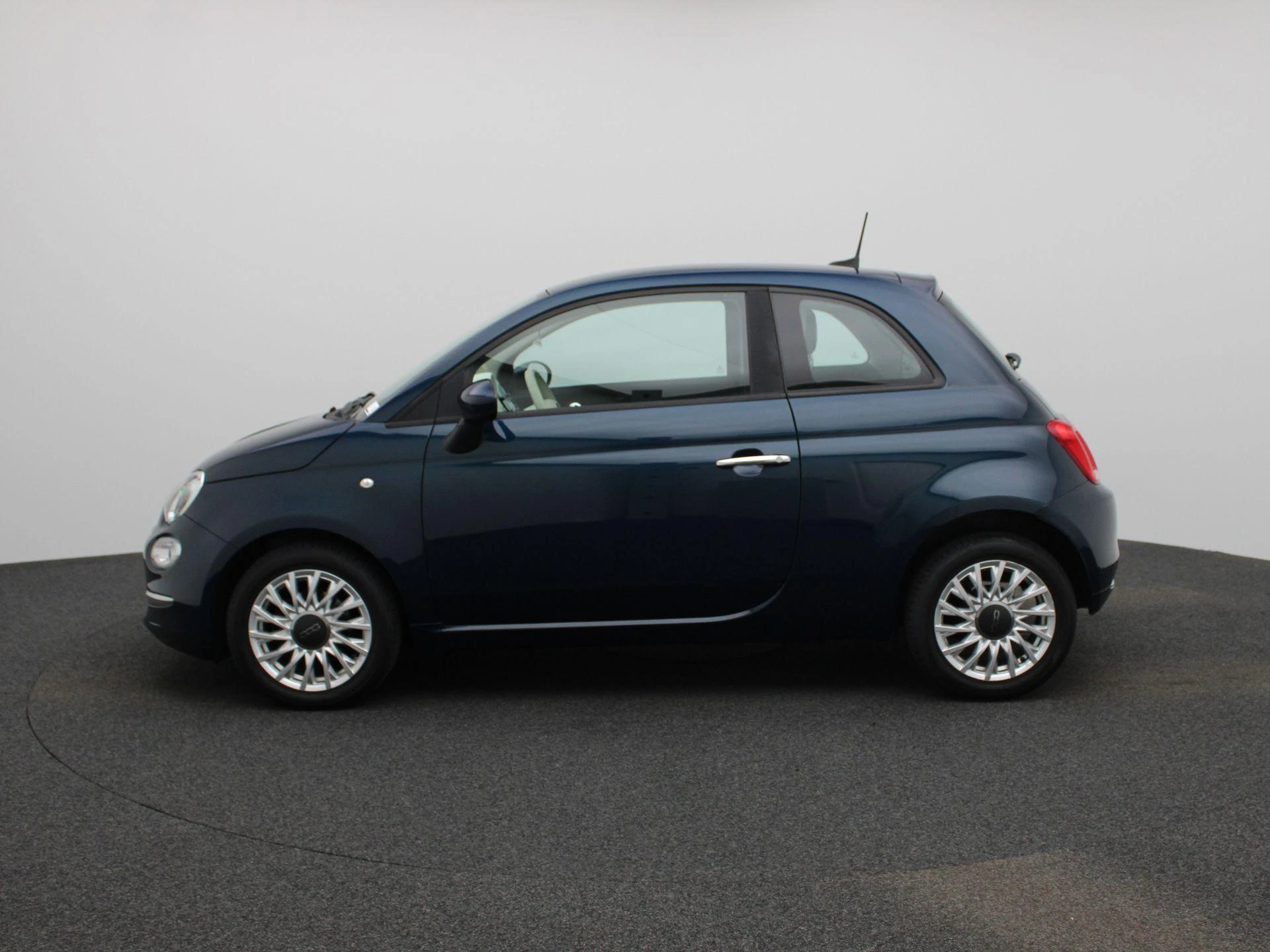 Fiat-500-image-3