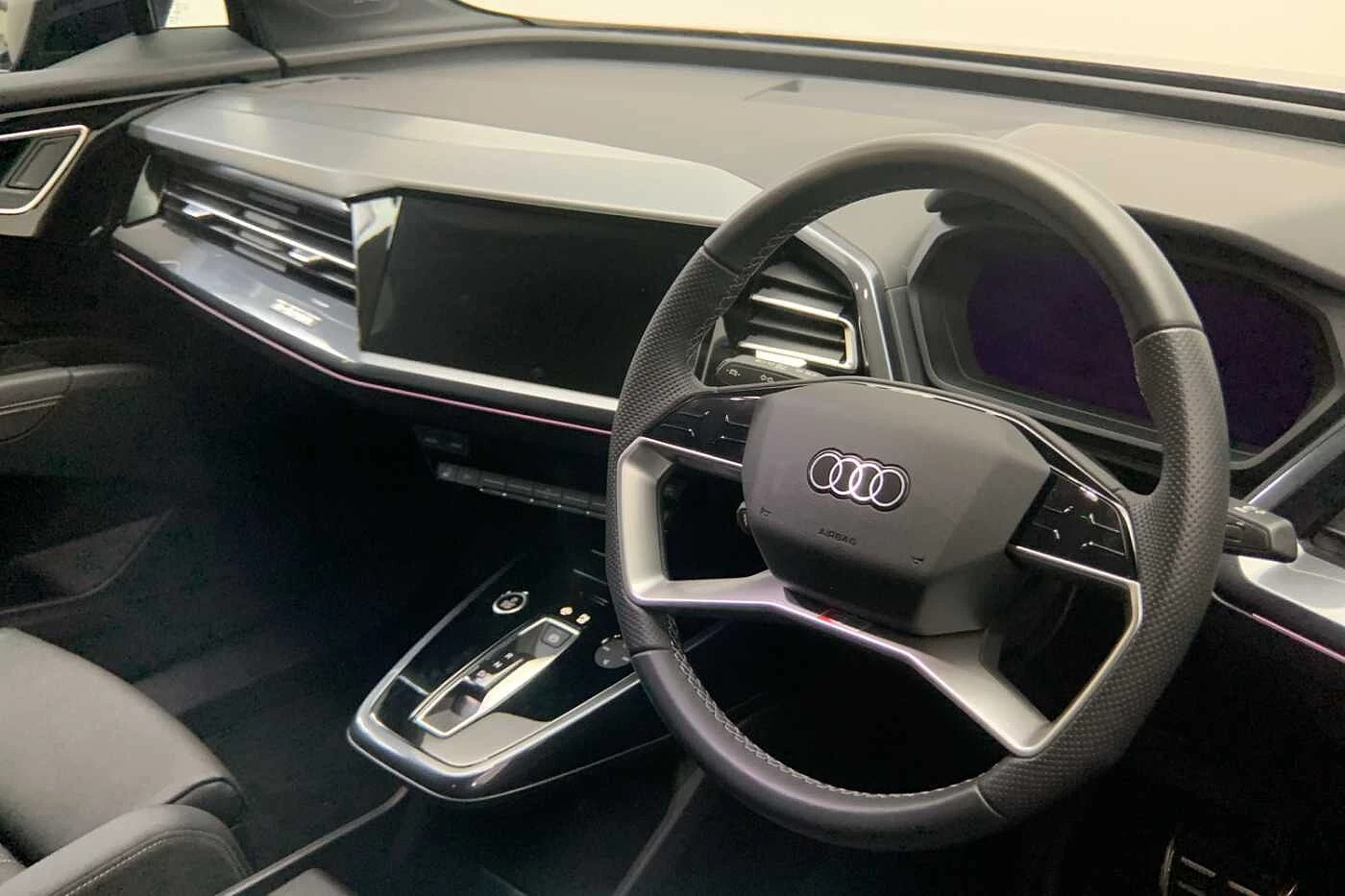 Audi-Q4 Sportback e-tron-image-5
