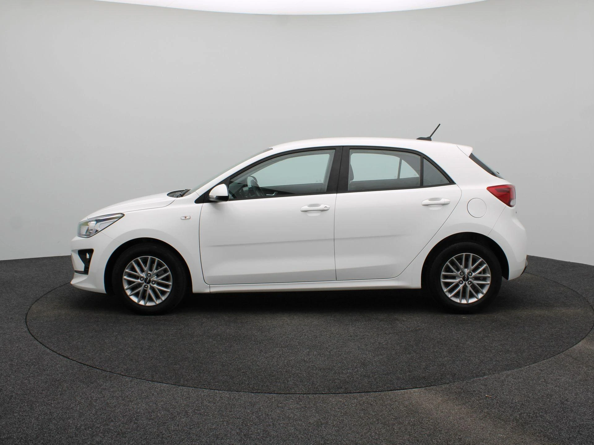 Kia-Rio-image-5