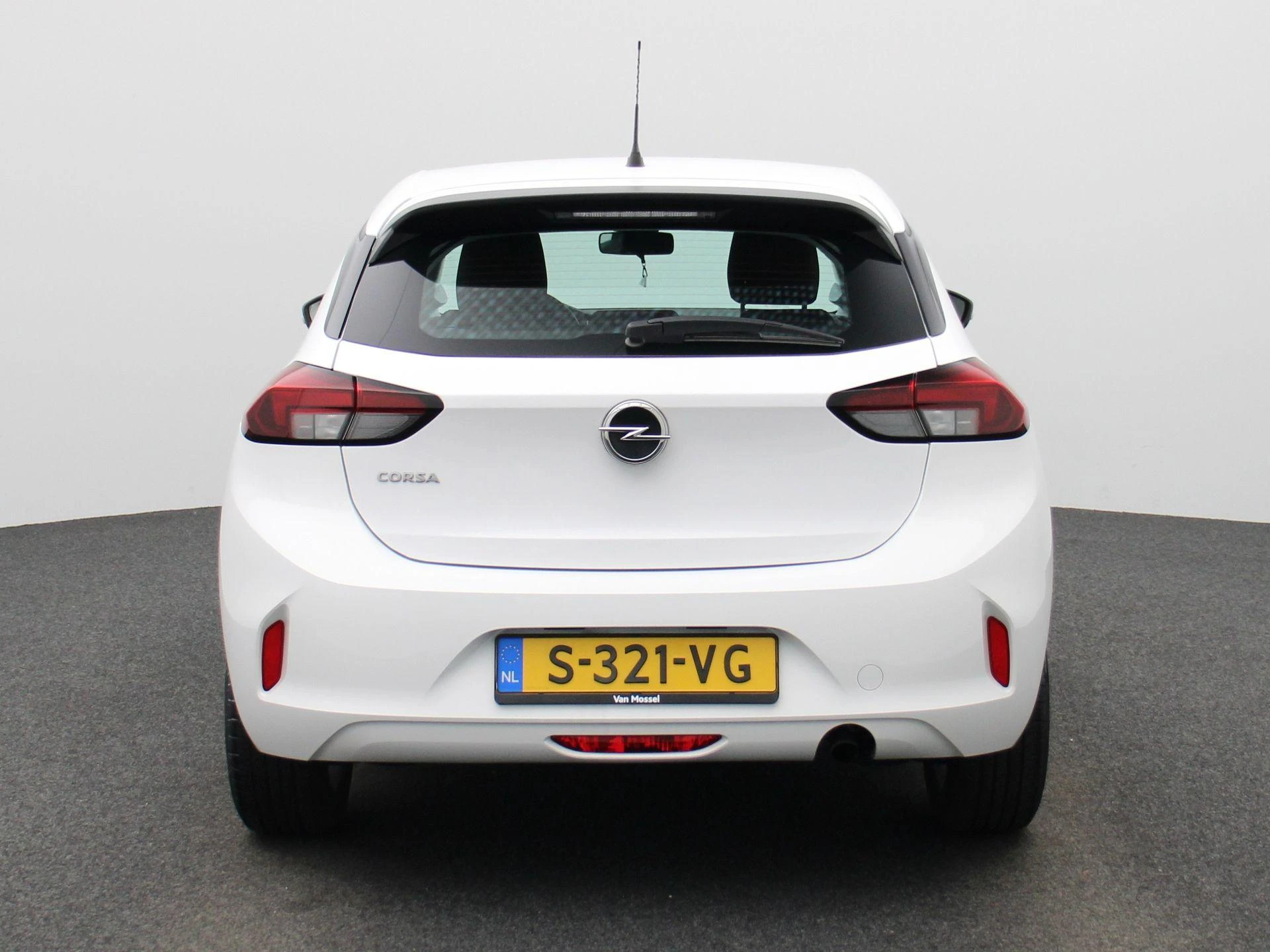 Opel-Corsa-image-4