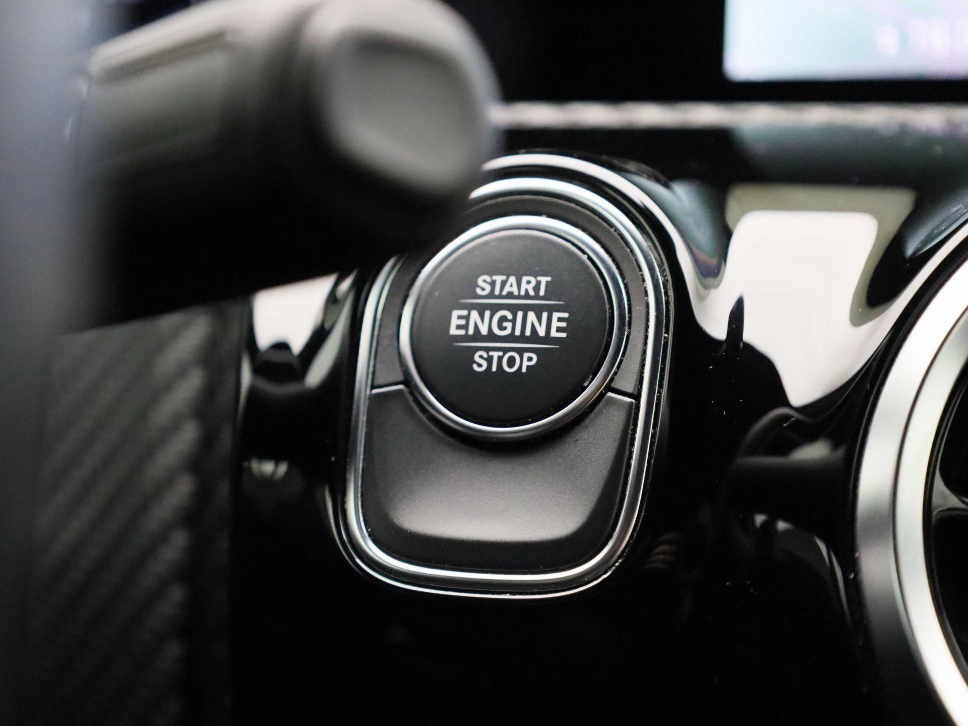 Mercedes-Benz-A-Klasse-image-22