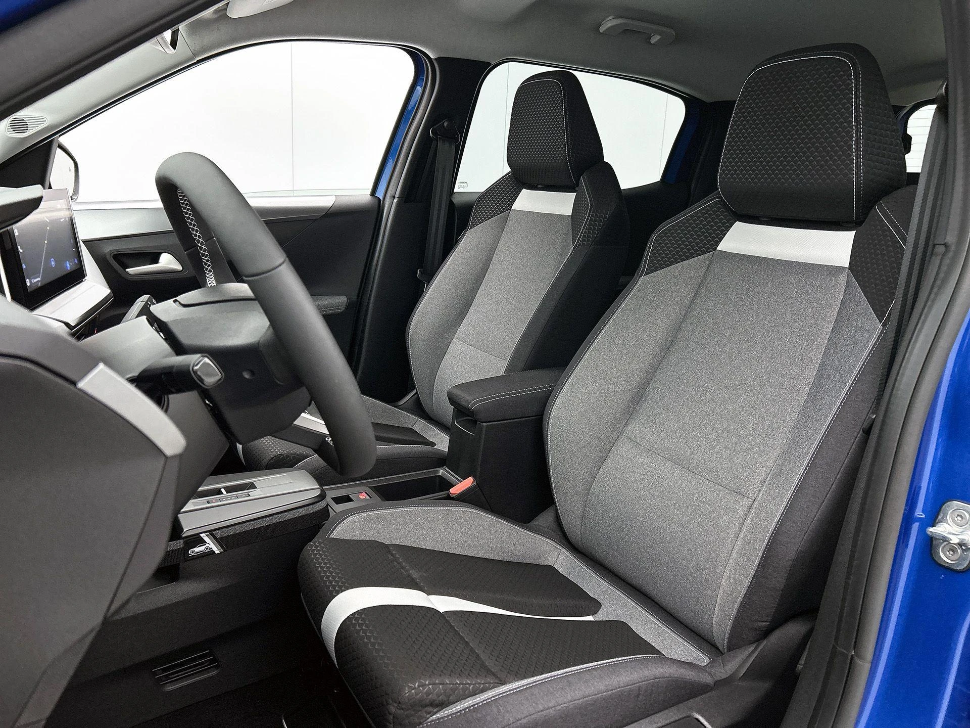 Opel-Frontera-image-35