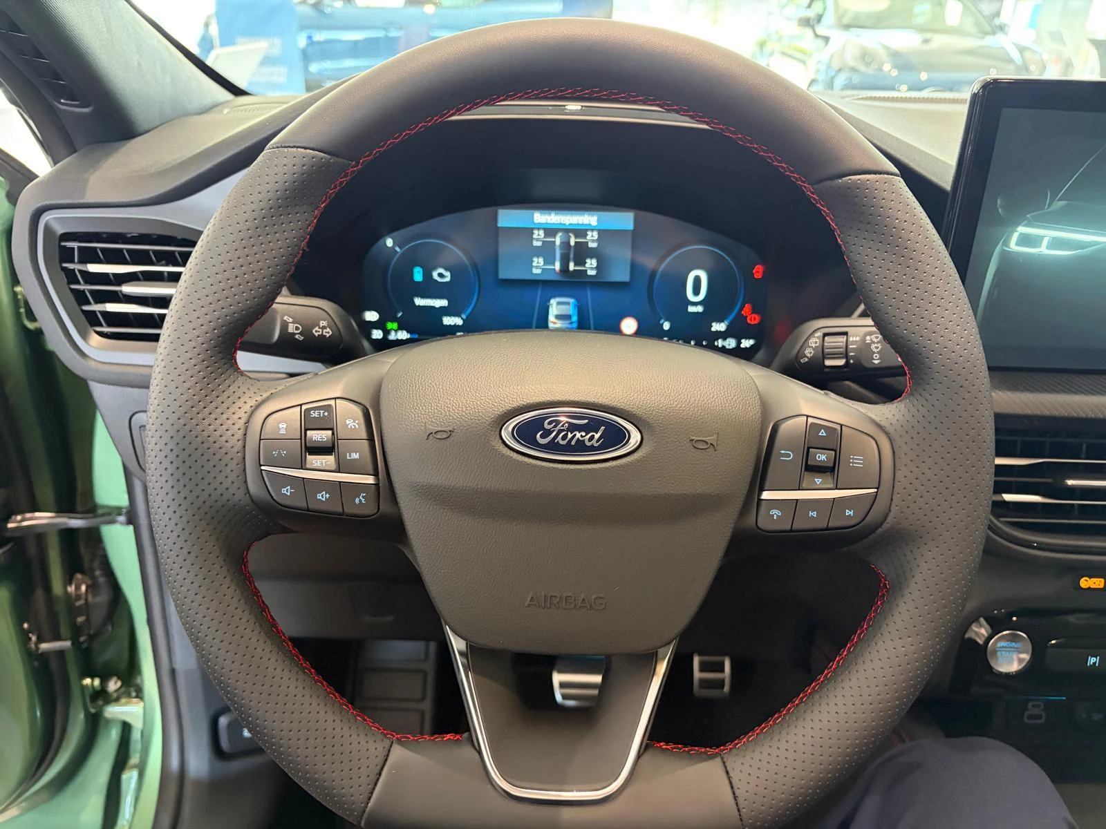Ford-Kuga-image-10