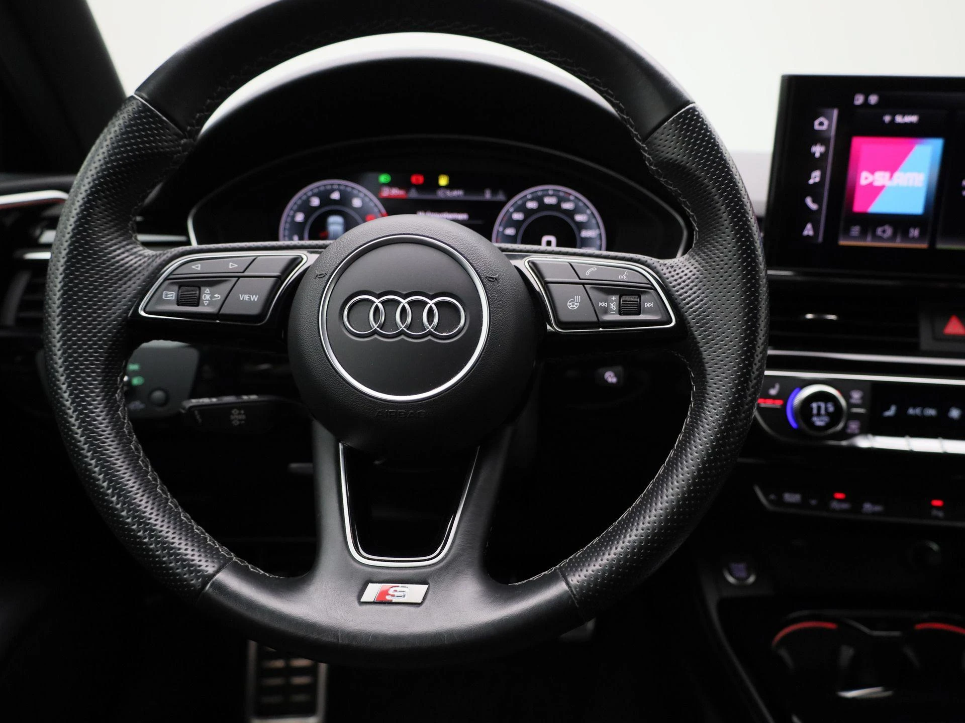 Audi-A4-image-7