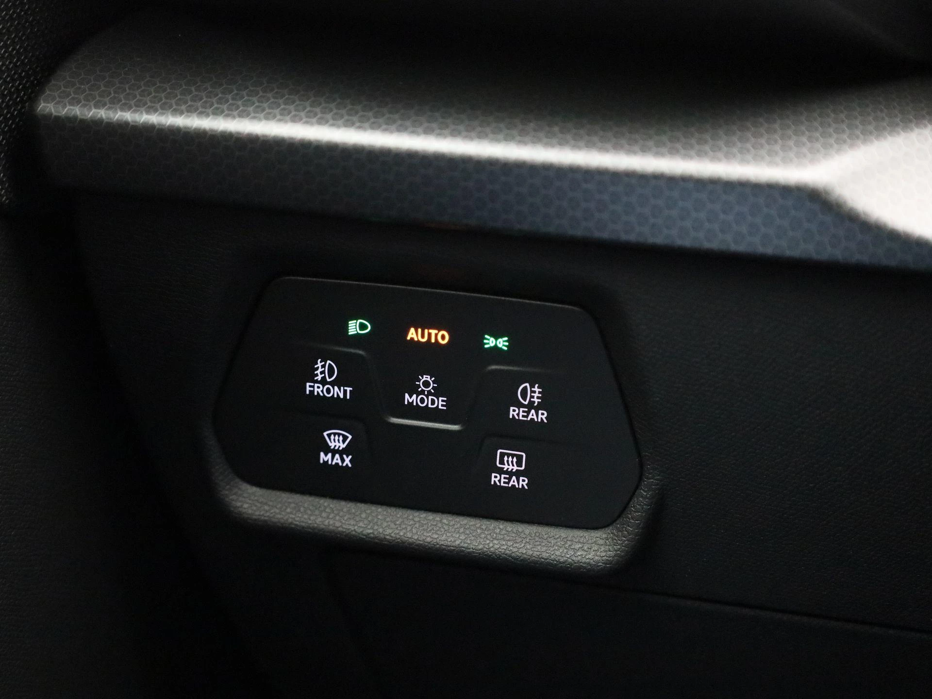 SEAT-Leon-image-25