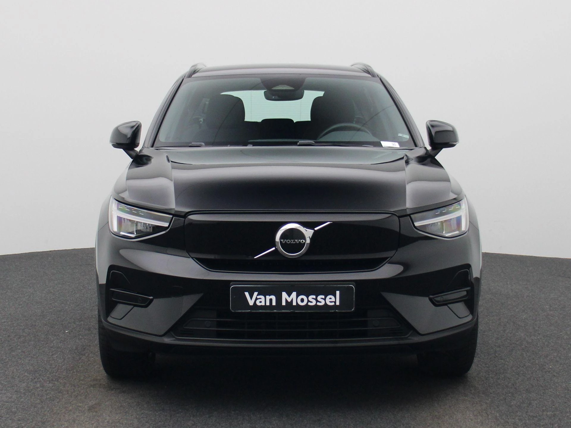 Volvo-XC40-image-4