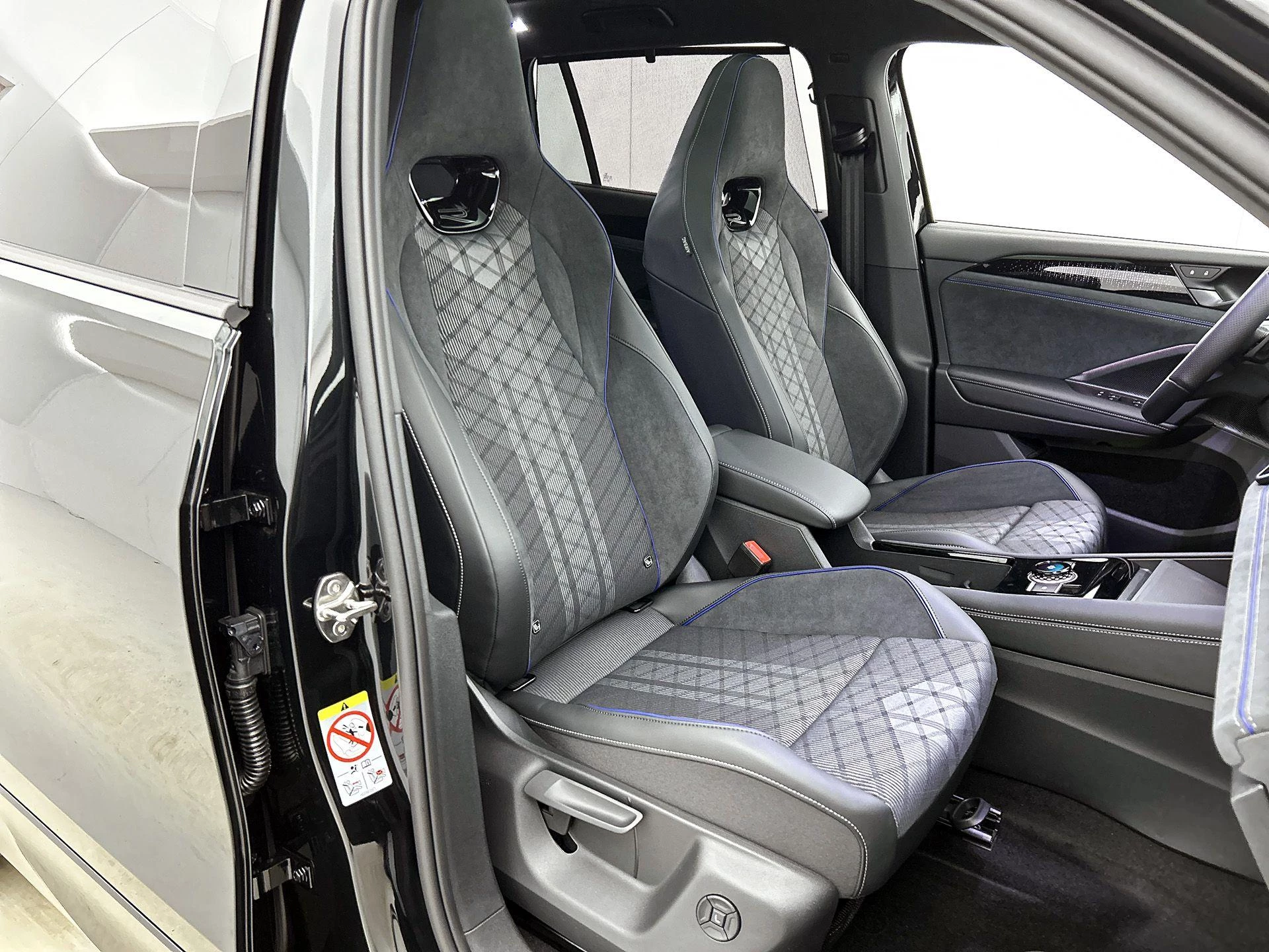 Volkswagen-Tayron-image-47