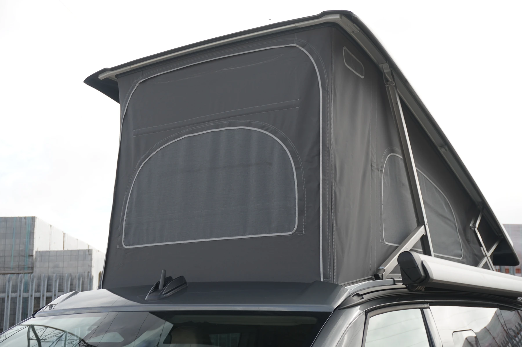 Volkswagen-California-image-18