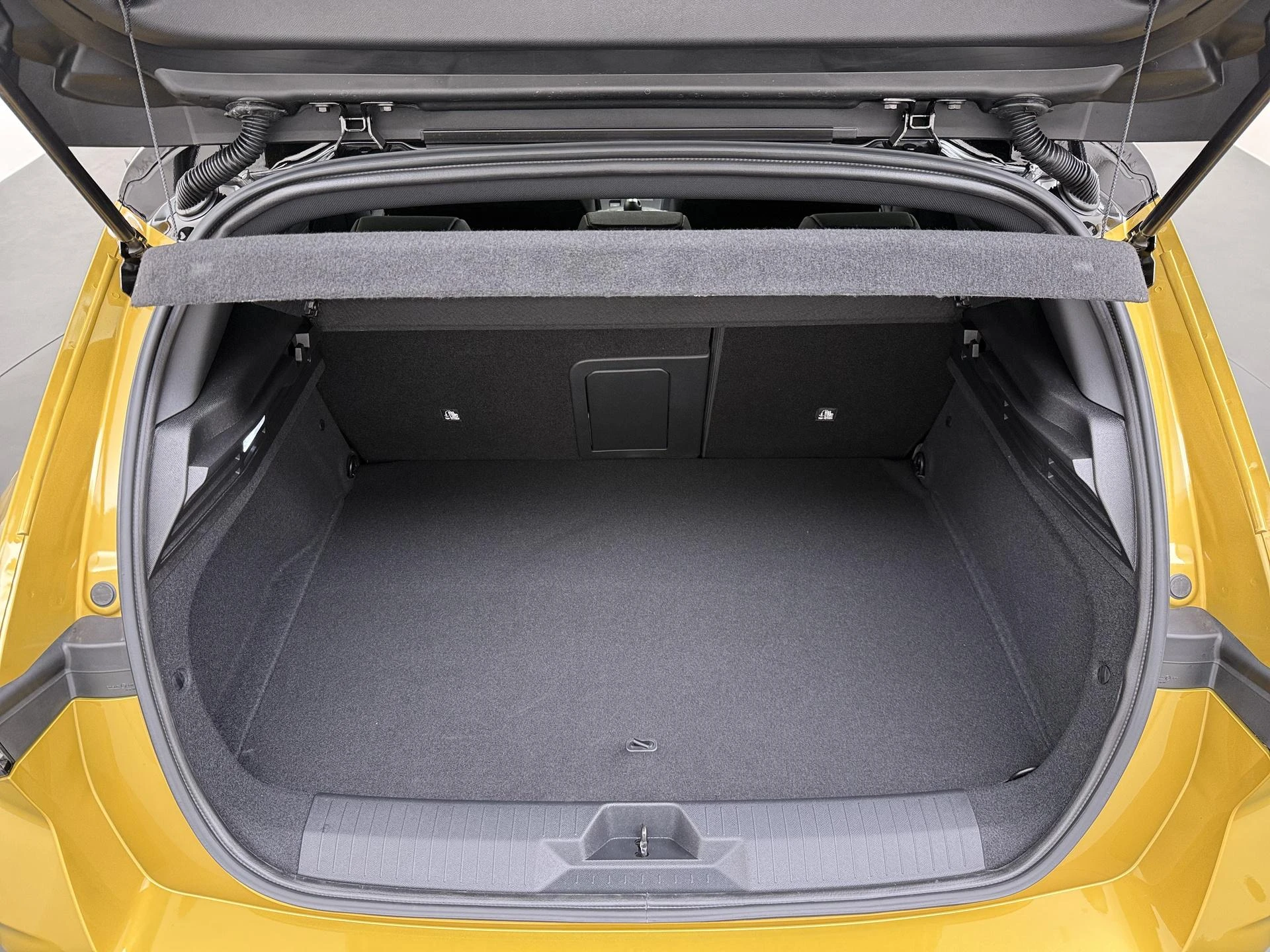 Opel-Astra-image-4