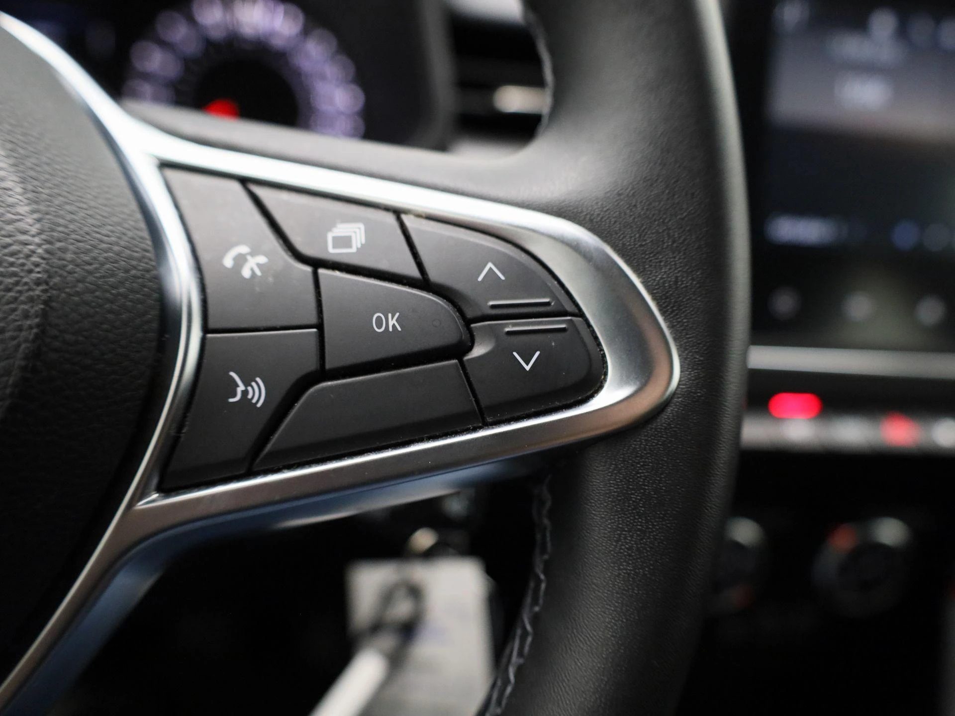 Renault-Clio-image-14