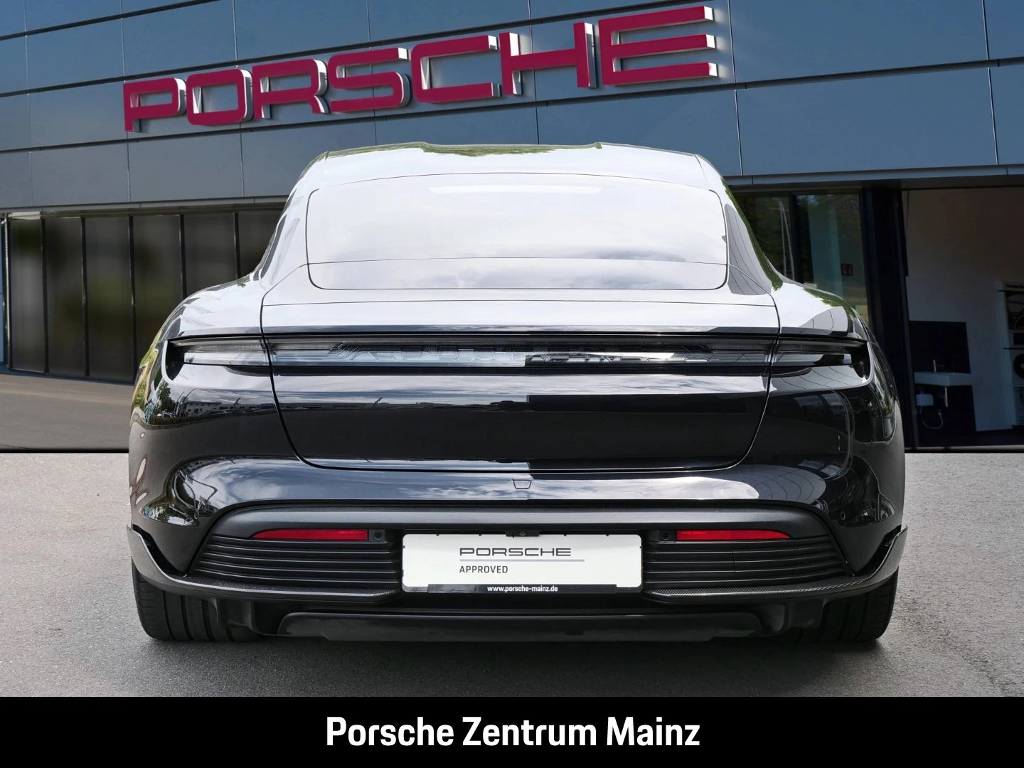 Porsche Taycan Turbo S InnoDrive PCCB PDCC LED-Matrix turbo s