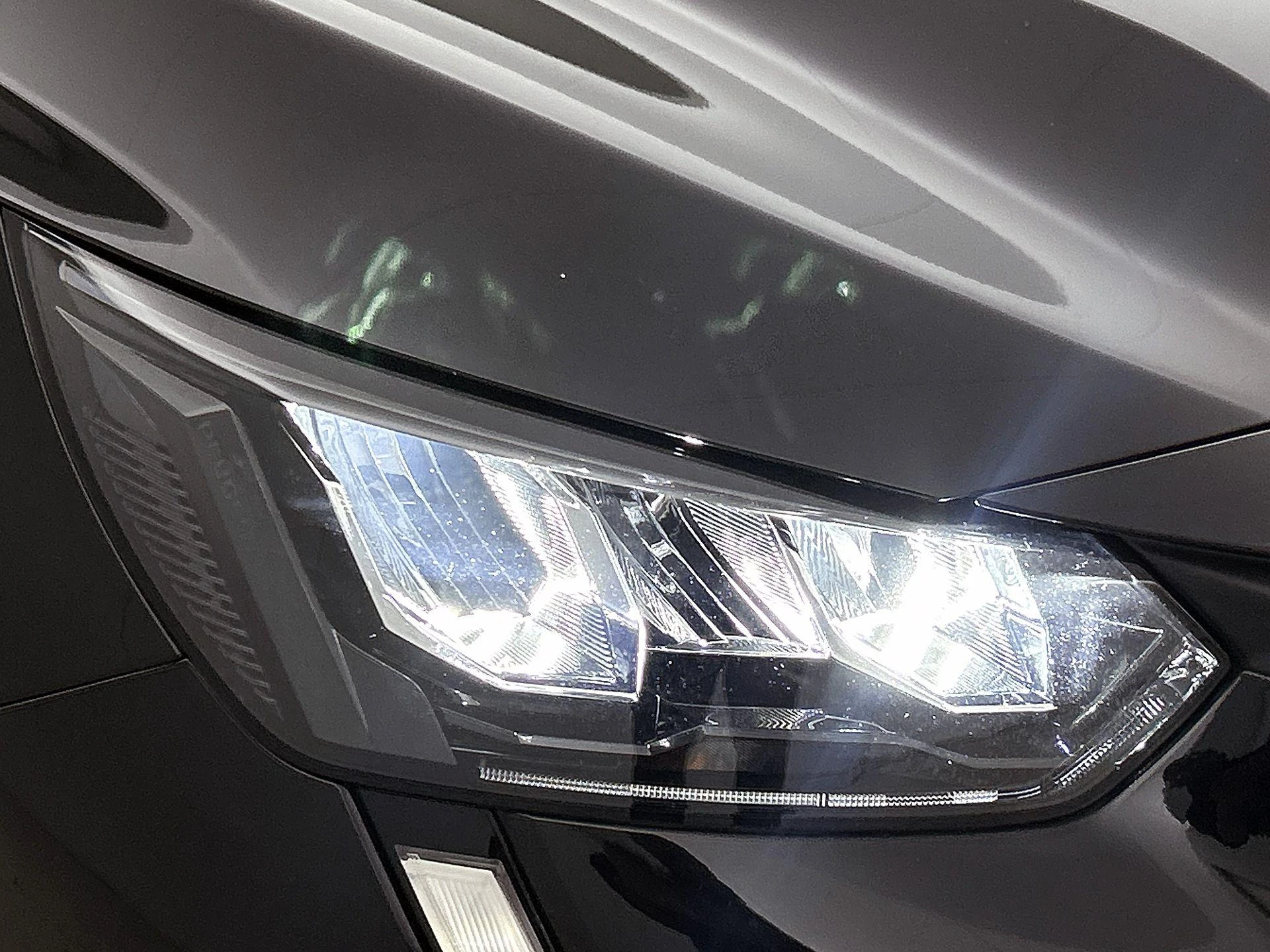 Peugeot-208-image-21