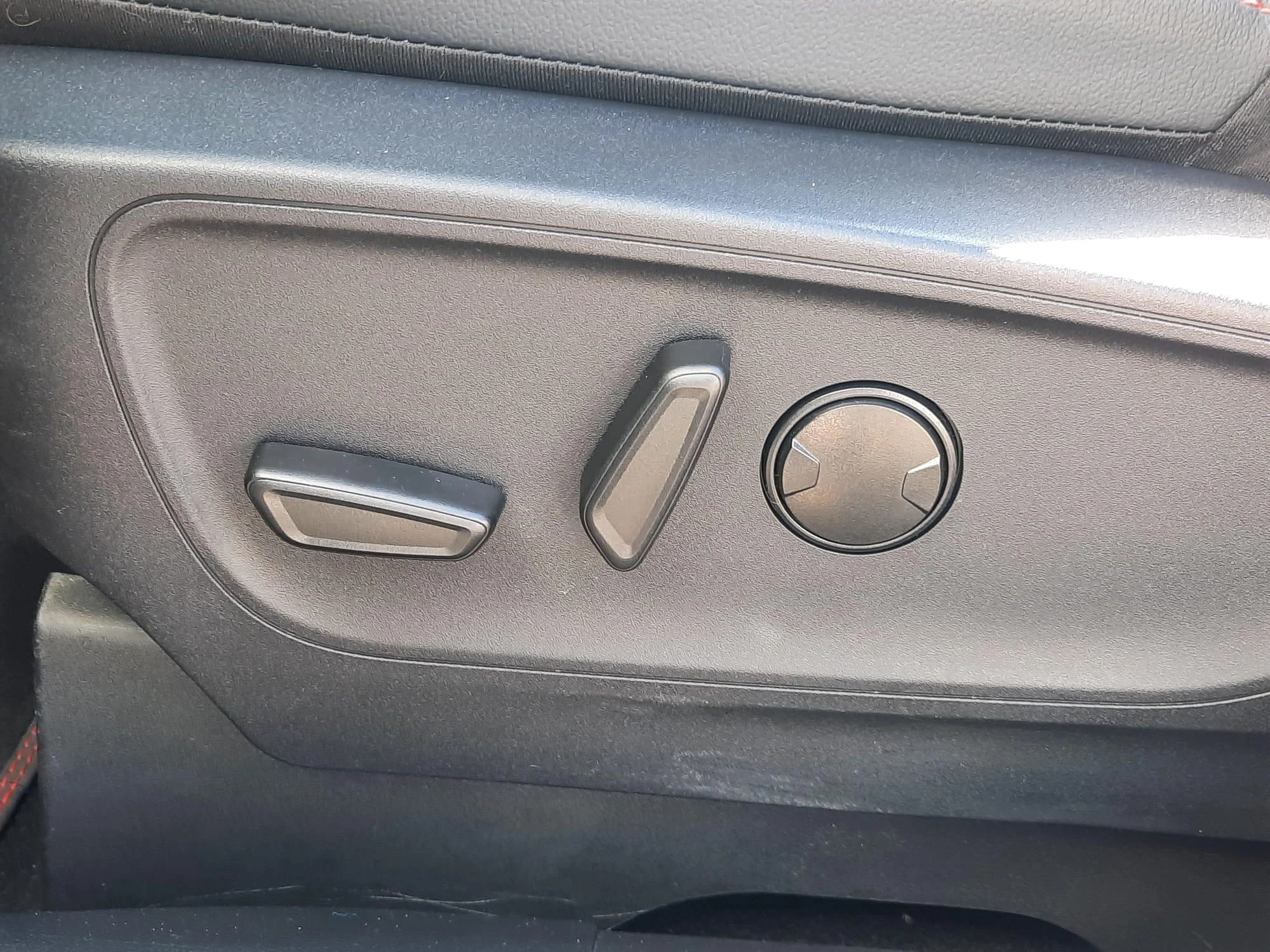 Ford-Kuga-image-14