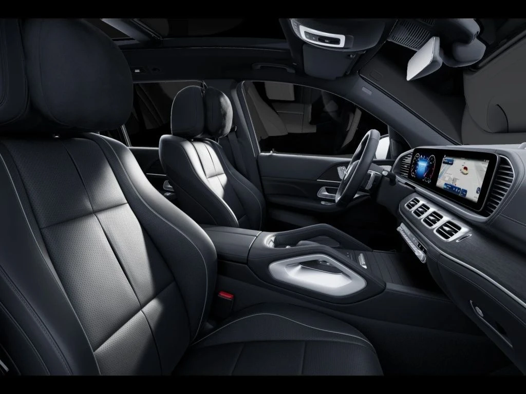 Mercedes-Benz-GLS 450 d-image-9
