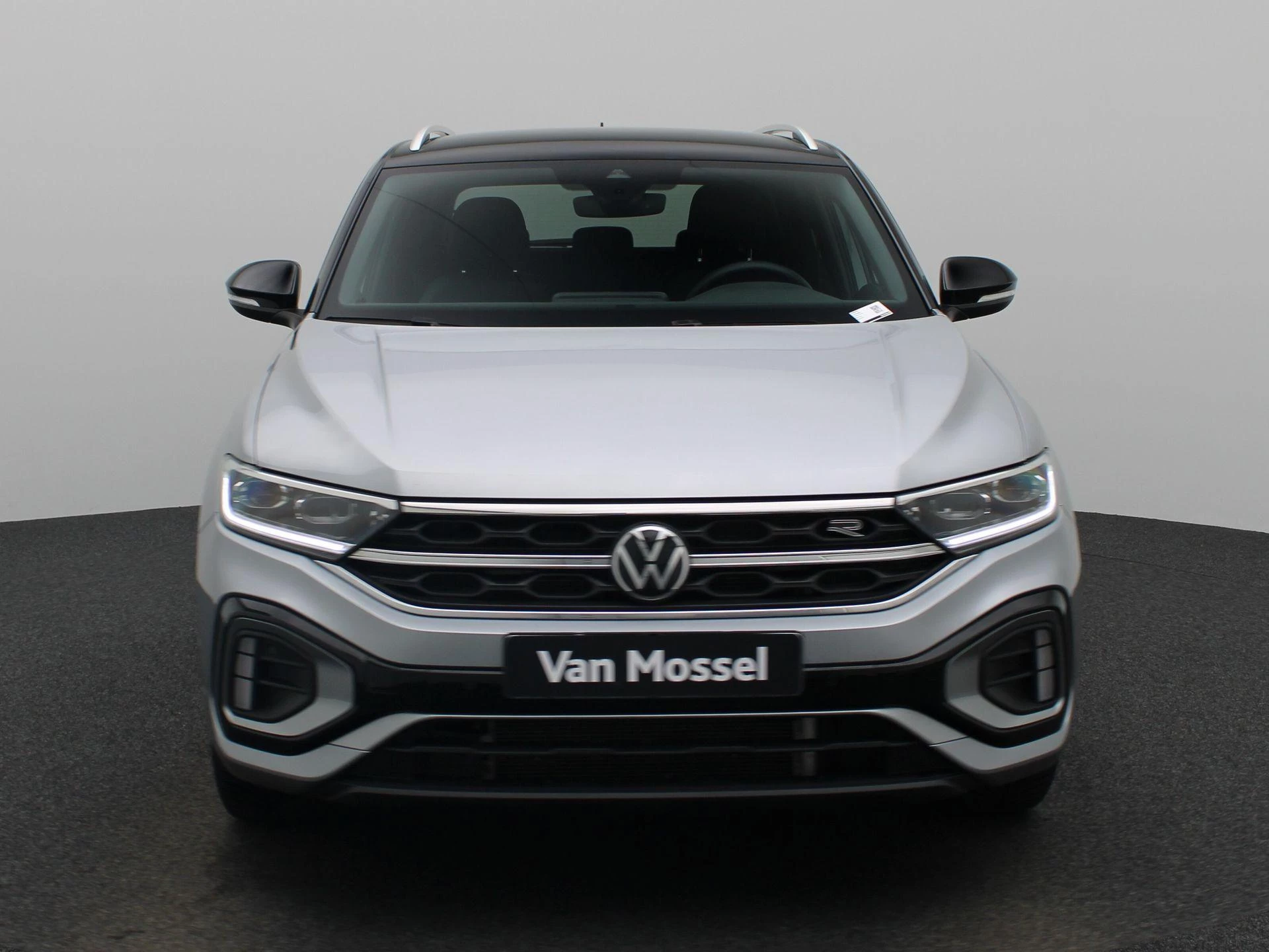 Volkswagen-T-Roc-image-2