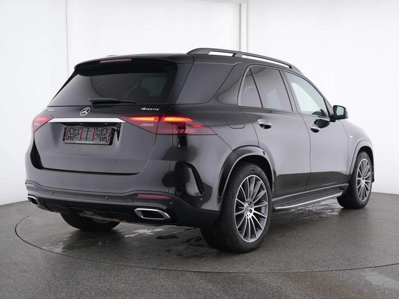 Mercedes-Benz-GLE-image-8