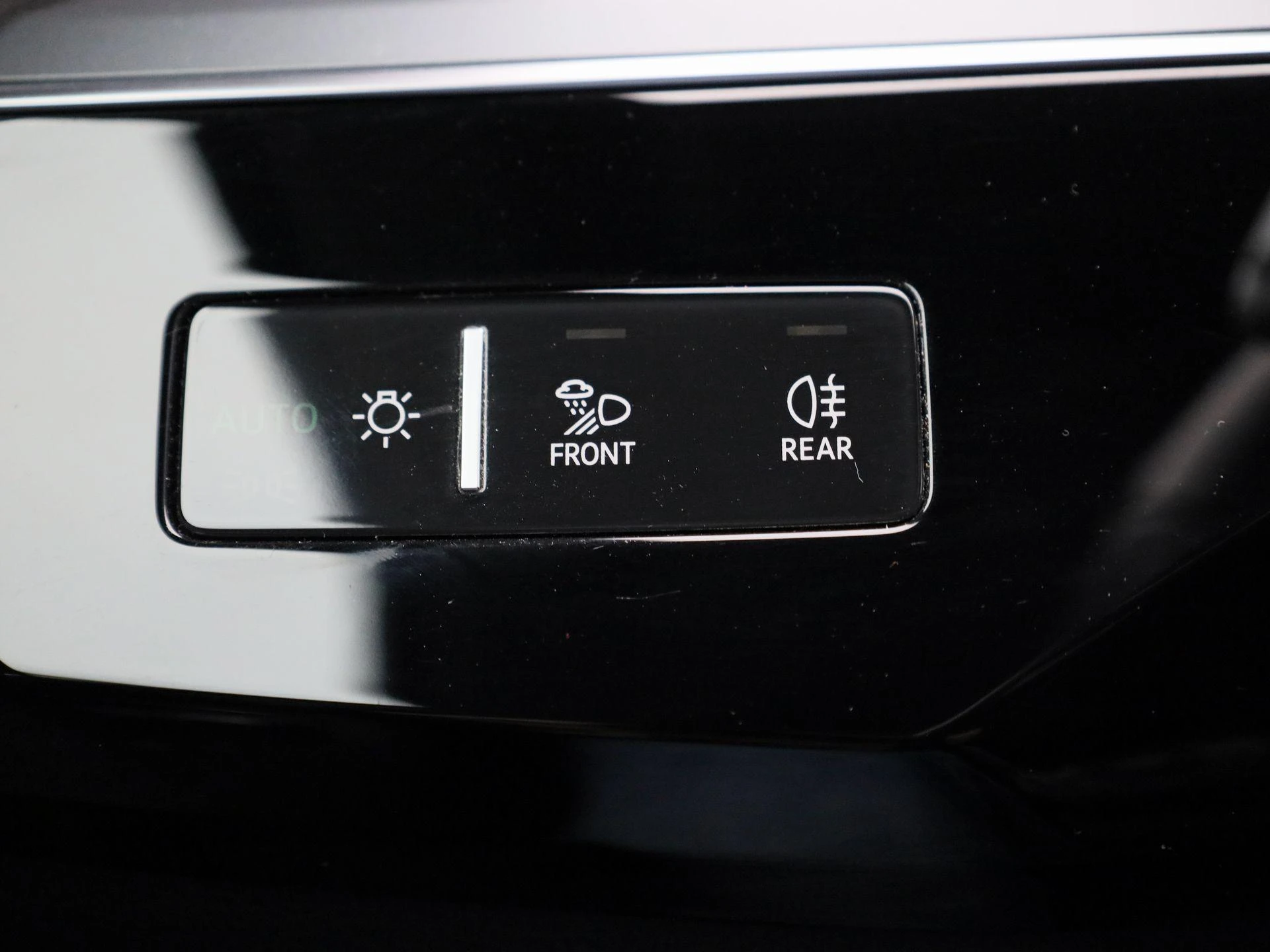 Audi-e-tron-image-25