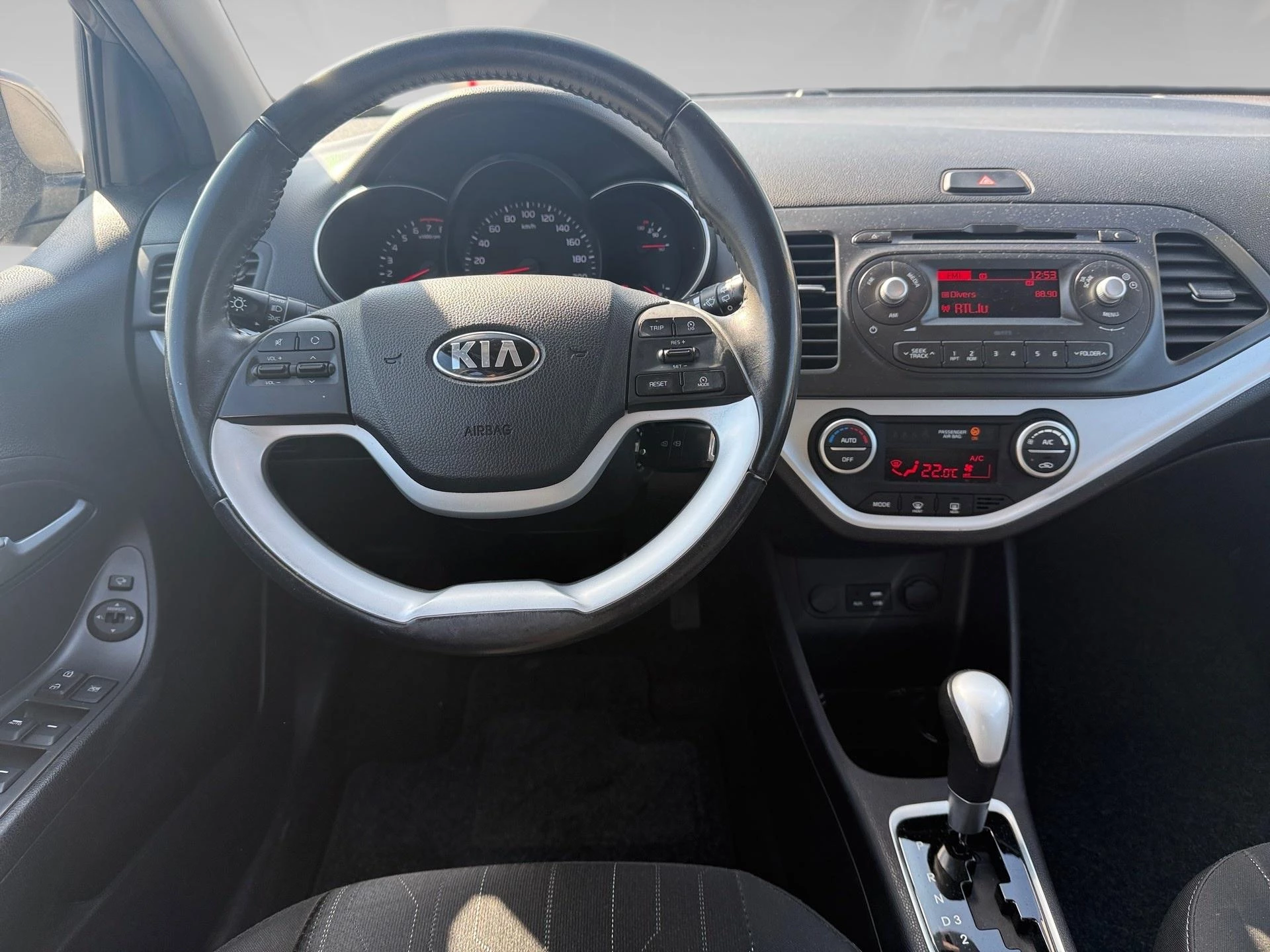 Kia-Picanto-image-6