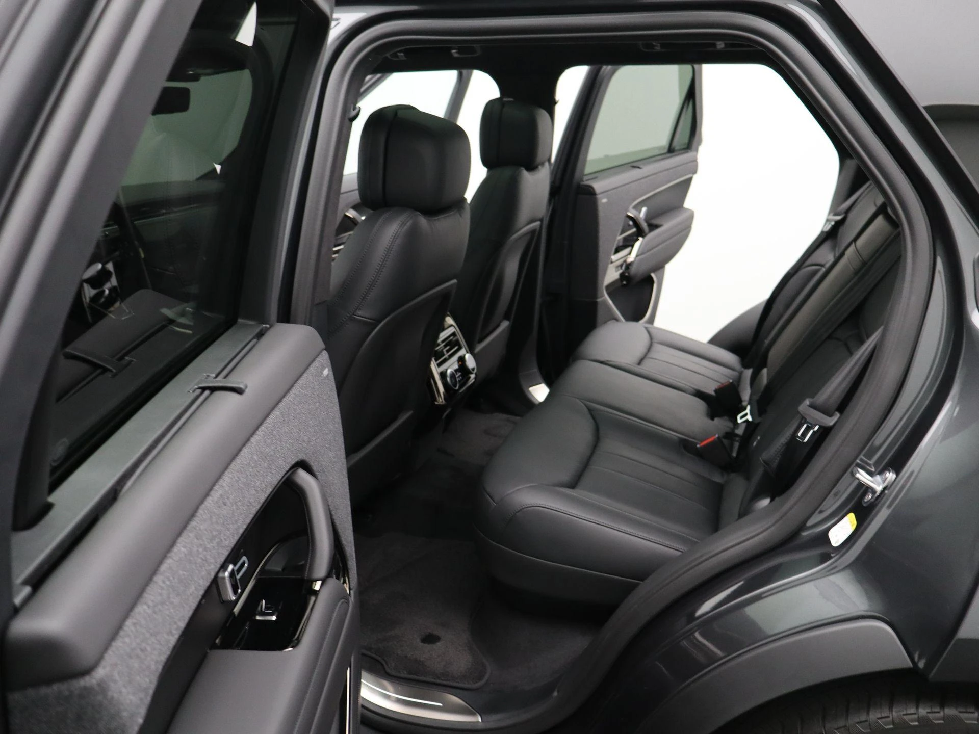 Land Rover-Range Rover Sport-image-21