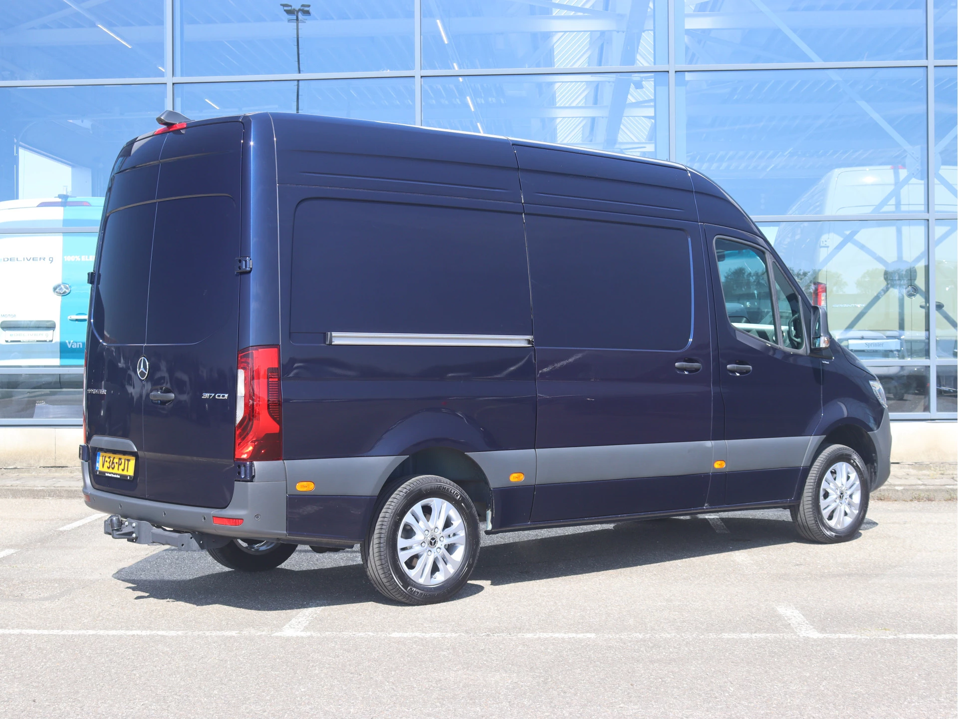 Mercedes-Benz Sprinter 317 CDI L2H2 Select | AIRCO/CAMERA/CRUISE/LED | Certified